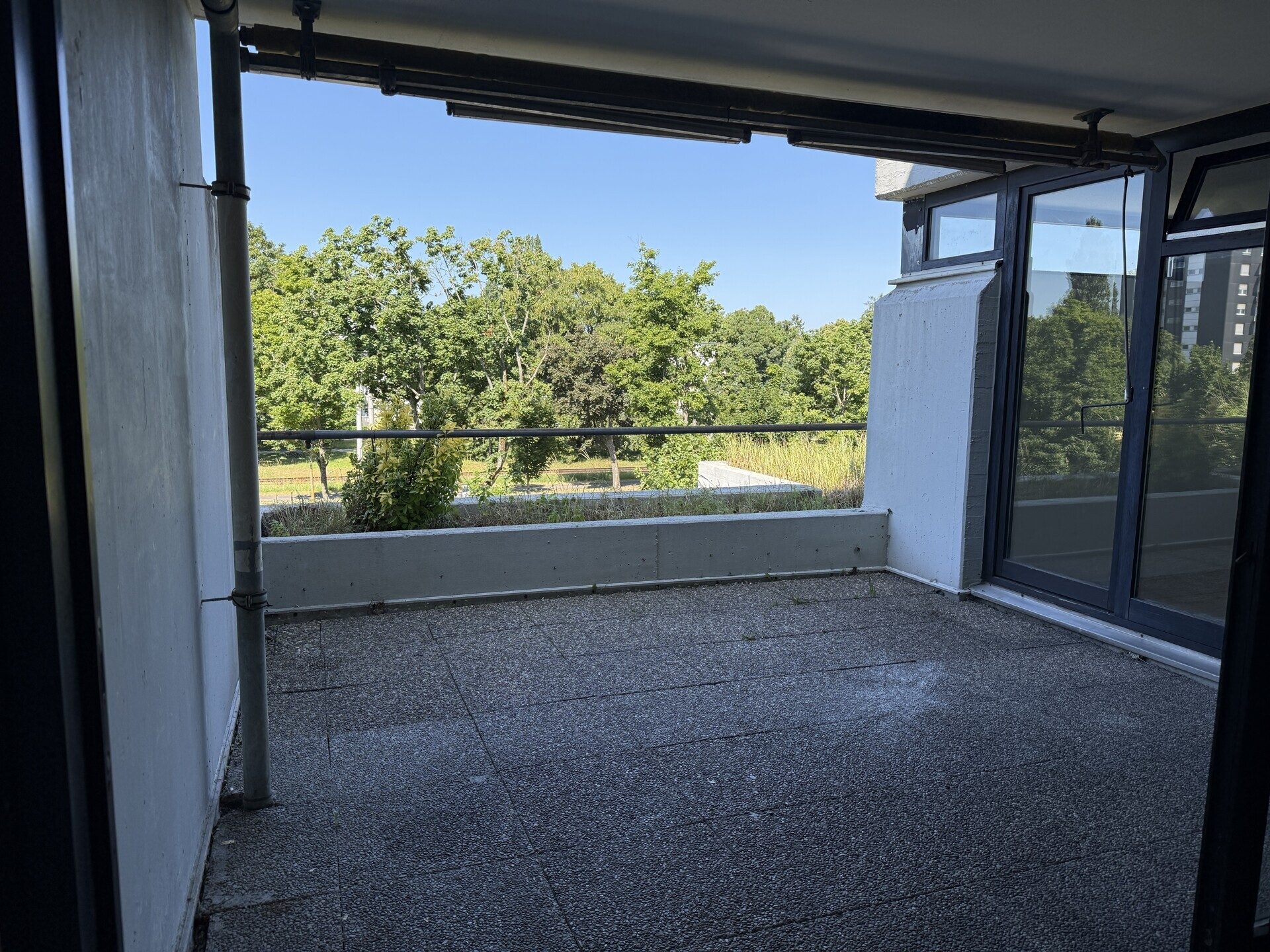 Immobilienangebot - Karlsruhe - Alle - 86 m² Terrassenwohnung mit Stellplatz am Rüppurrer Schloss in KA