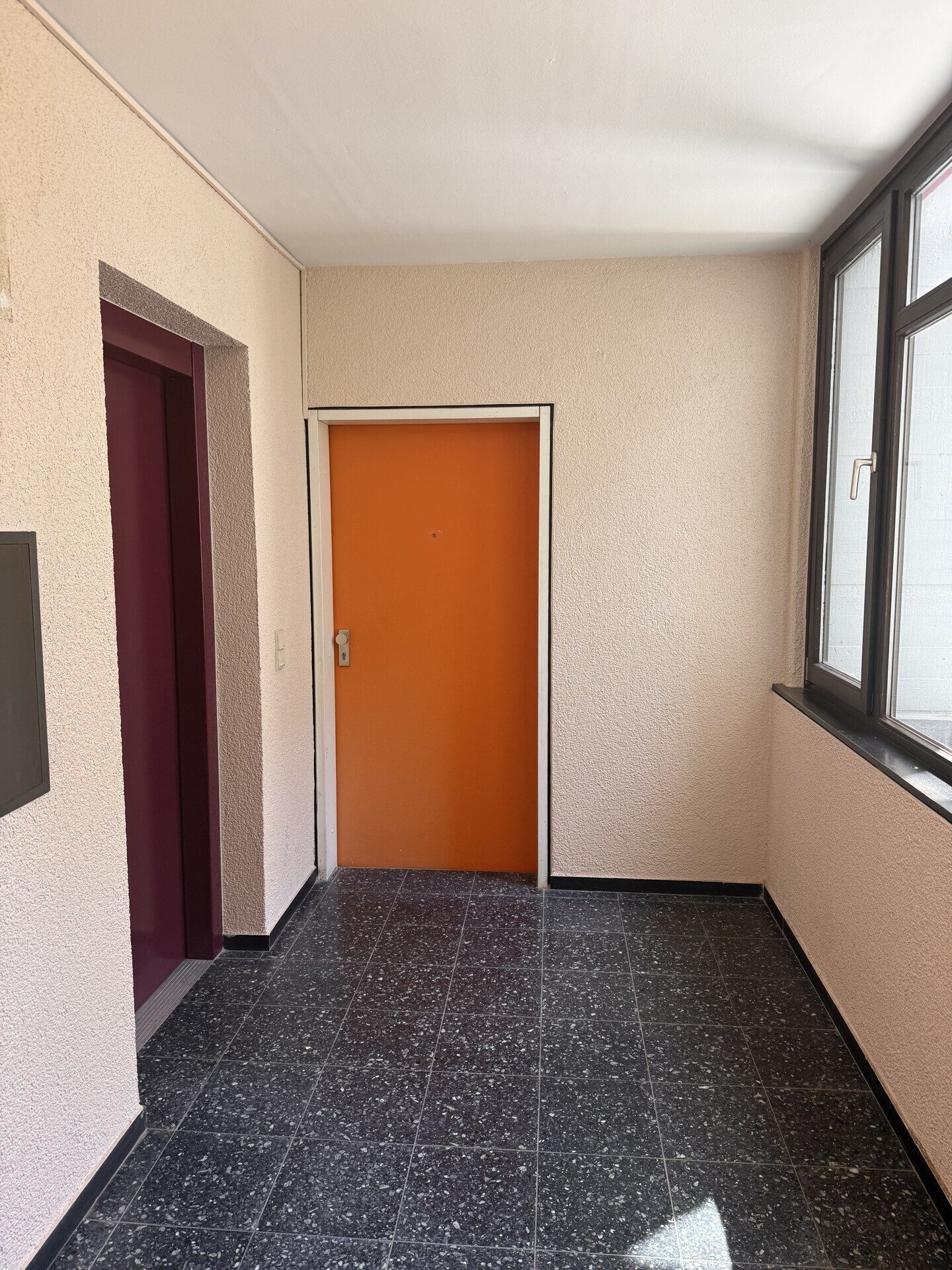 Immobilienangebot - Karlsruhe - Alle - 86 m² Terrassenwohnung mit Stellplatz am Rüppurrer Schloss in KA