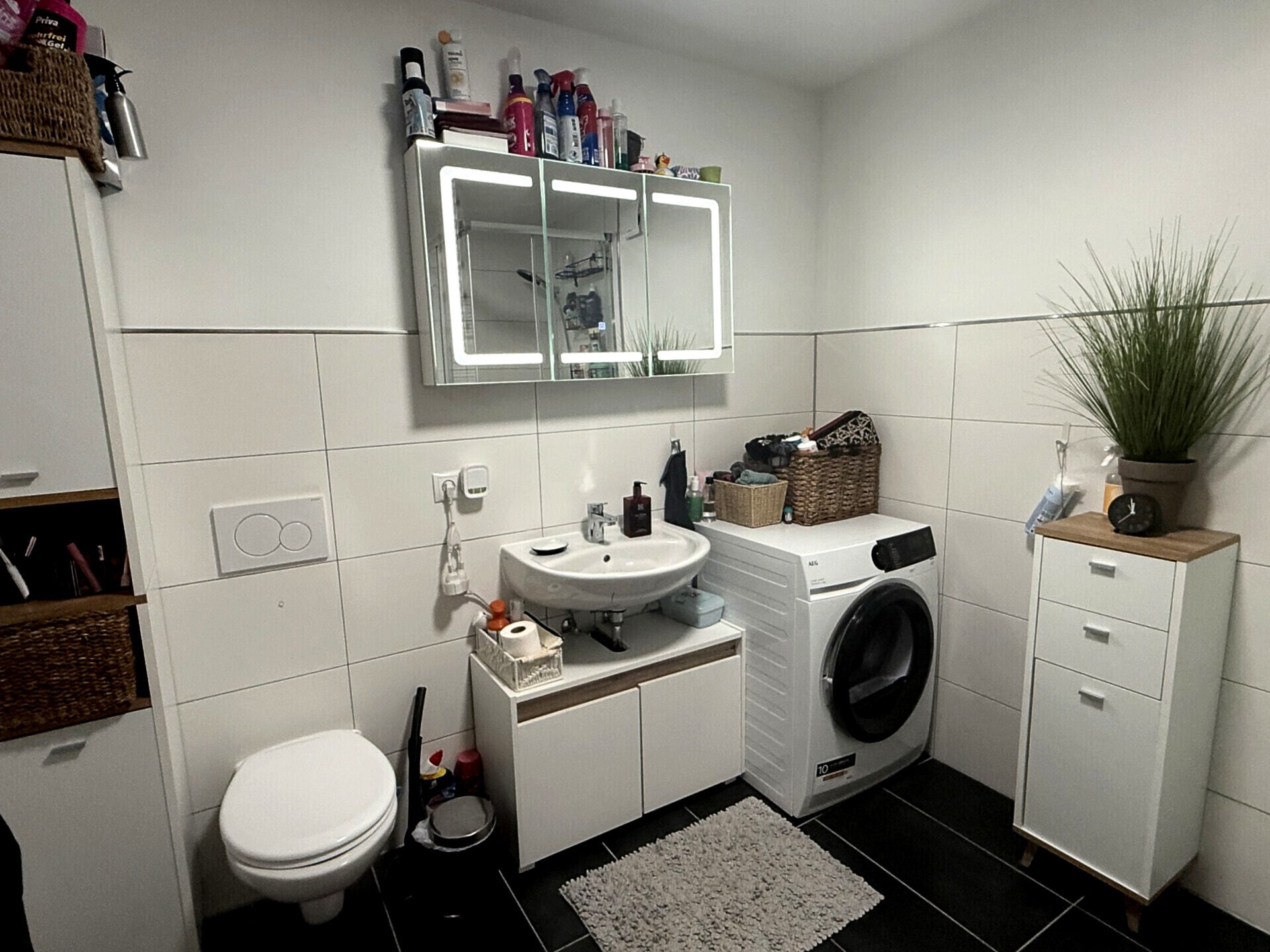 Immobilienangebot - Zeiskam - Alle - Zwei hochwertig kernsanierte DHH mit Wärmepumpe und Photovoltaik, großer Scheune + Garten in Zeiskam
