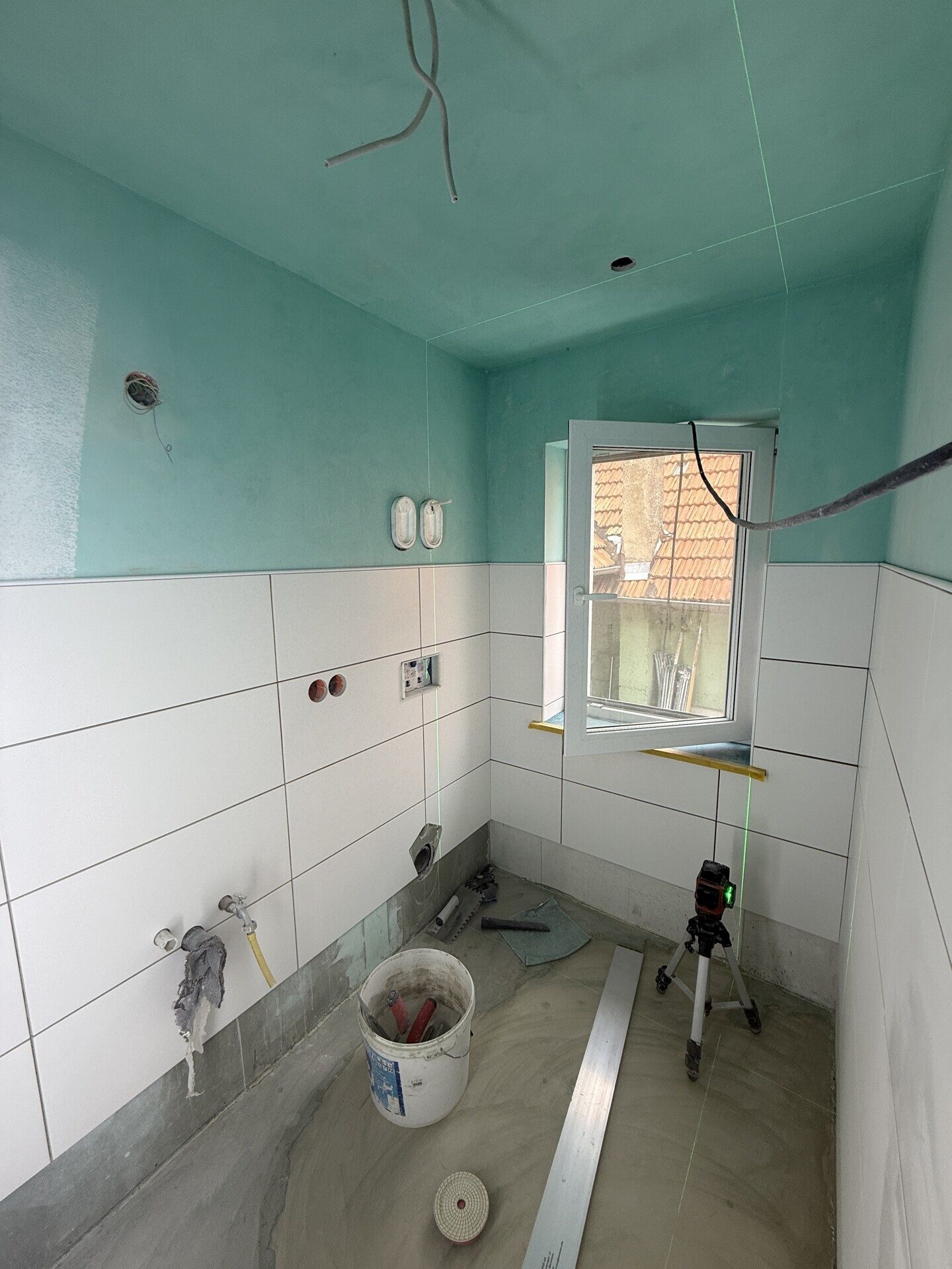 Immobilienangebot - Zeiskam - Alle - Zwei hochwertig kernsanierte DHH mit Wärmepumpe und Photovoltaik, großer Scheune + Garten in Zeiskam