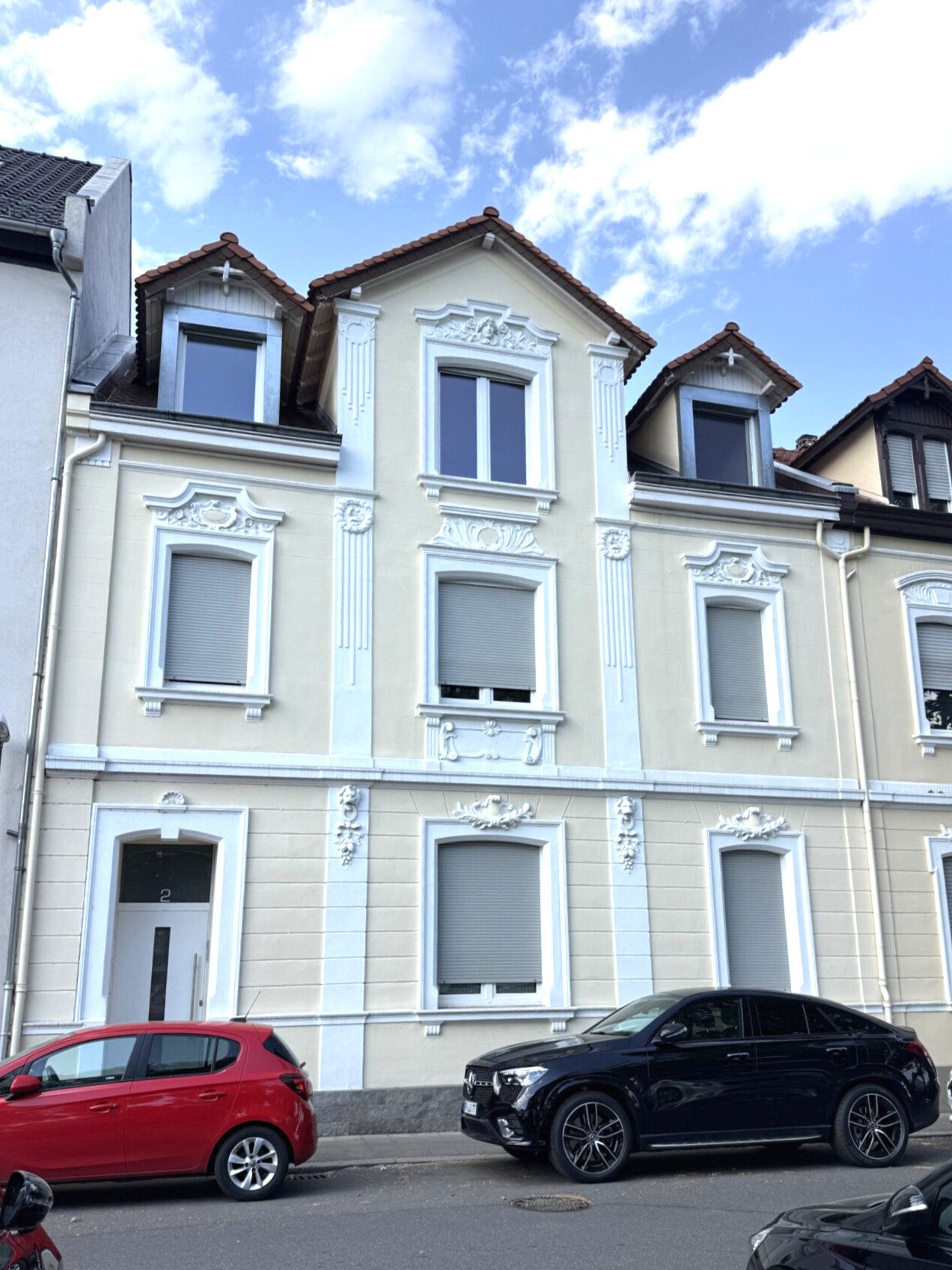 Immobilienangebot - Frankenthal (Pfalz) - Alle - Denkmalgeschütztes Jugendstilhaus mit 3 komplett renovierten 70 m² Wohnungen in Frankenthal