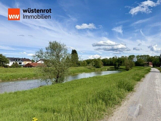 Immobilienangebot - Bruckmühl - Alle - Gepflegte Doppelhaushälfte mit großem Garten in idyllischer Flusslage von Bruckmühl!