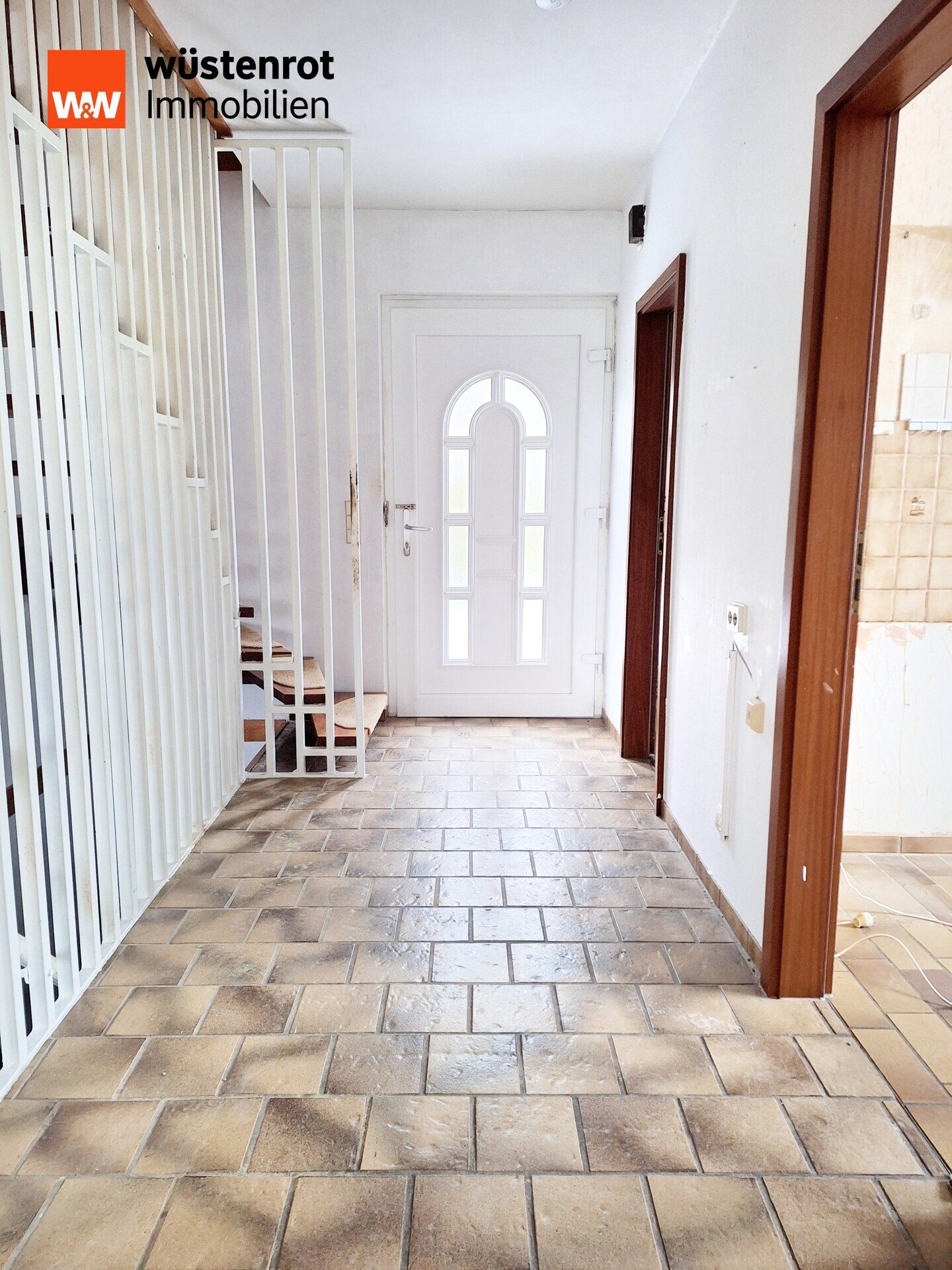 Immobilienangebot - Wilnsdorf / Gernsdorf - Alle - ***Attraktives Einfamilienhaus mit Einliegerwohnung und Ausbaupotenzial!***