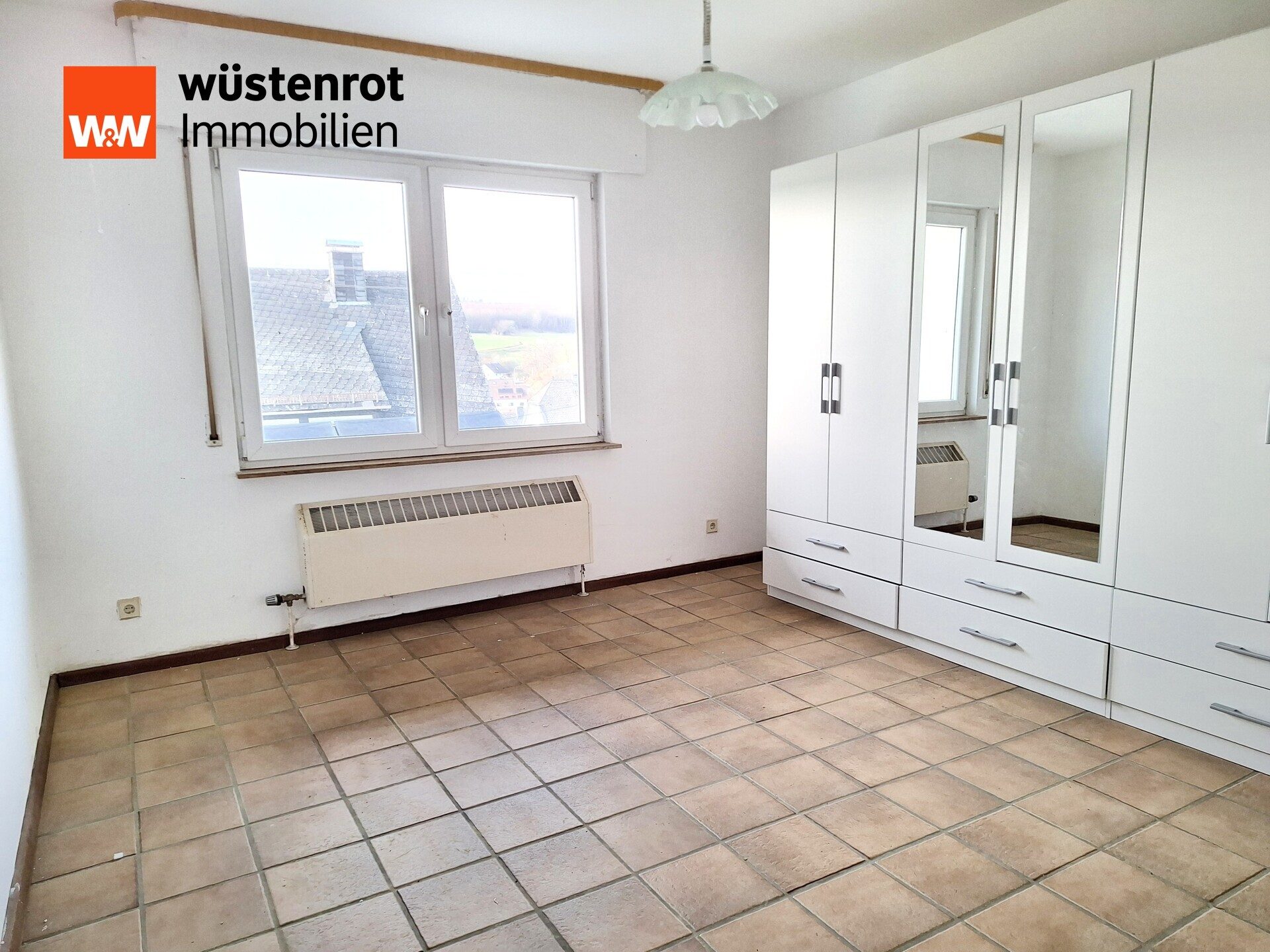 Immobilienangebot - Wilnsdorf / Gernsdorf - Alle - ***Attraktives Einfamilienhaus mit Einliegerwohnung und Ausbaupotenzial!***