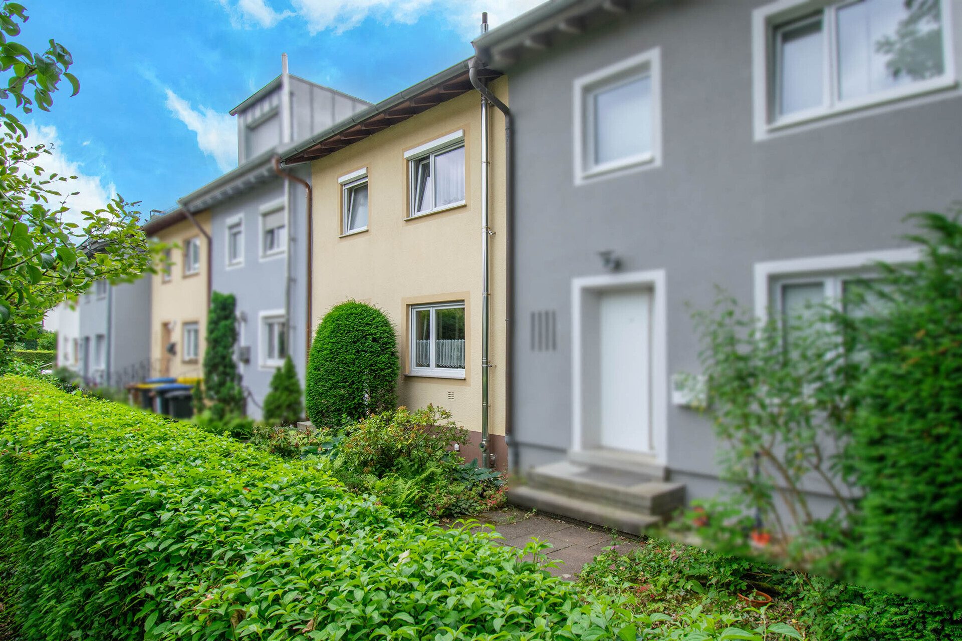 Immobilienangebot - Waiblingen - Alle - TOP-Infrastruktur und dennoch ruhig gelegen: Reihenmittelhaus mit Ausbaupotential!