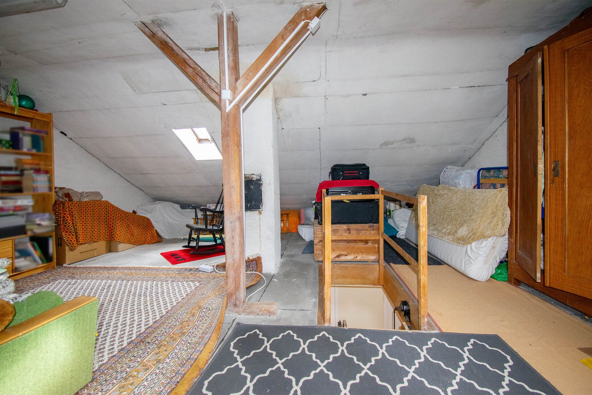 Immobilienangebot - Waiblingen - Alle - TOP-Infrastruktur und dennoch ruhig gelegen: Reihenmittelhaus mit Ausbaupotential!