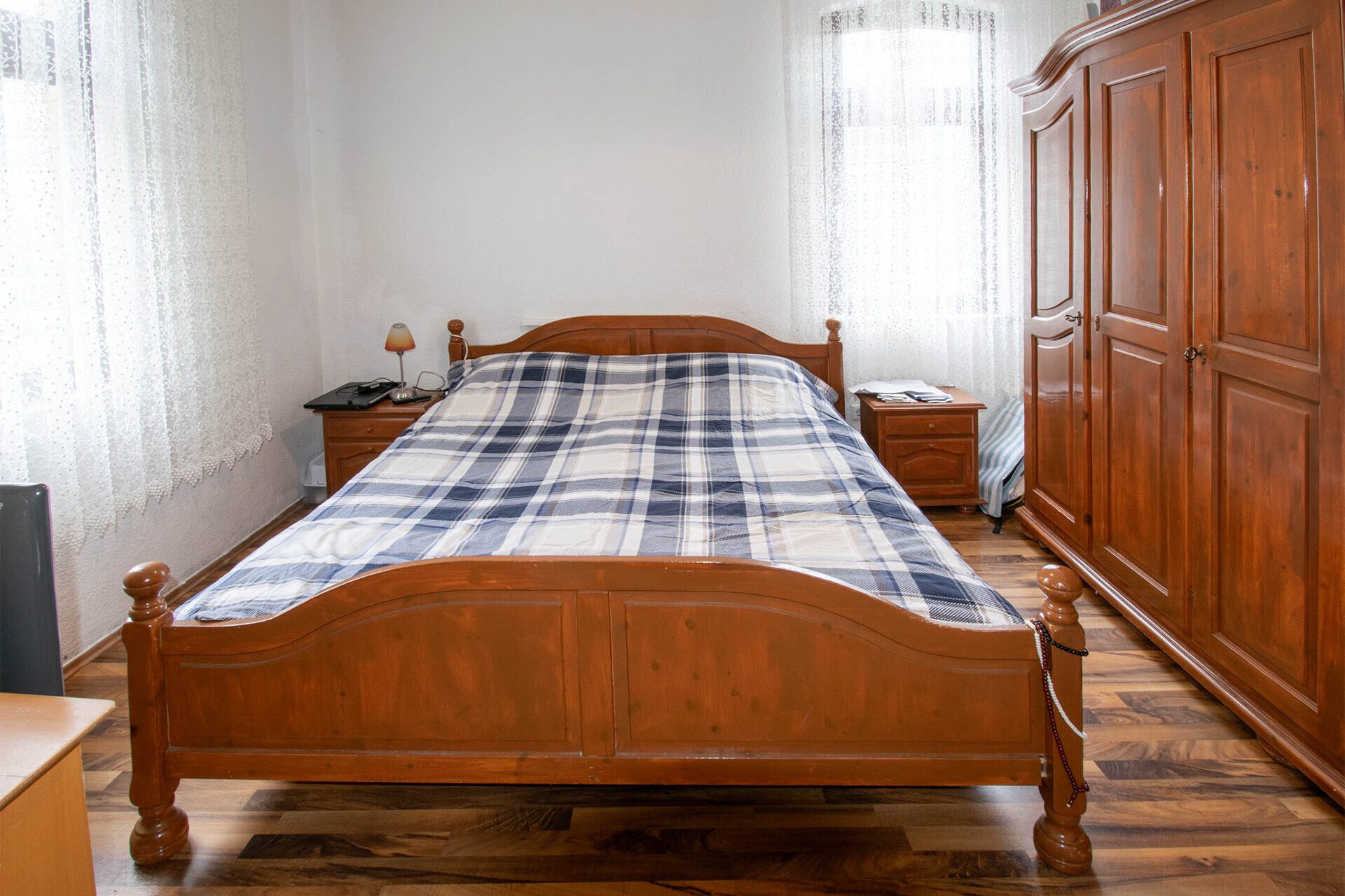 Immobilienangebot - Kirchheim am Neckar - Alle - Handwerker und Kapitalanleger aufgepasst - Mehrfamilienhaus mit viel Potenzial