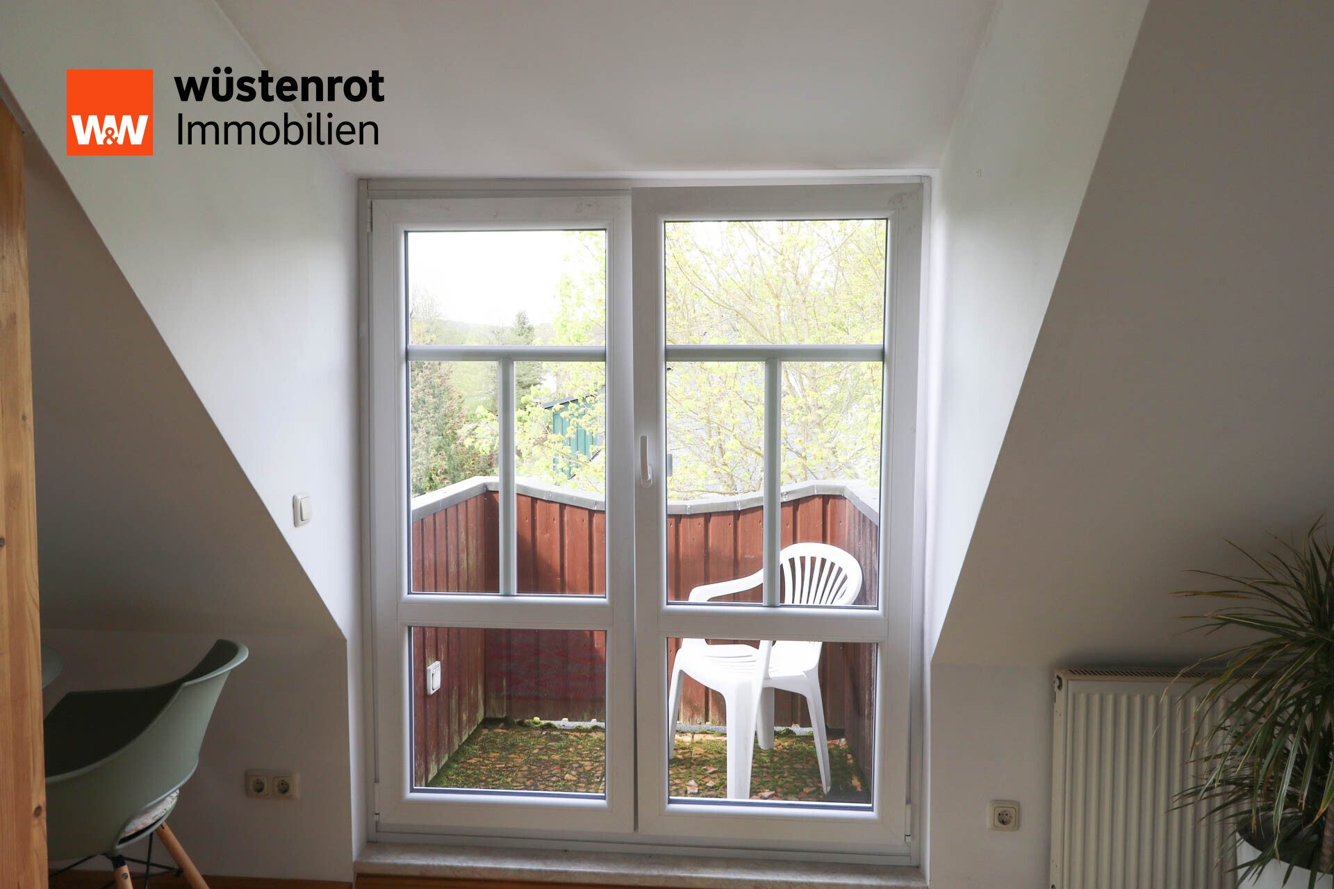Immobilienangebot - Bad Elster - Alle - Leben über den Dächern von Bad Elster - helle, freundliche 2-Zimmer-Dachgeschosswohung