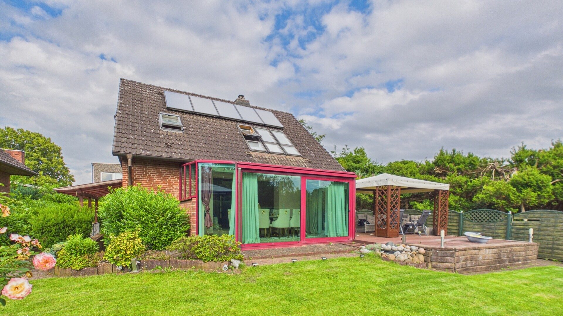 Immobilienangebot - Norderstedt - Alle - Familienzuhause mit sonnigem Garten
