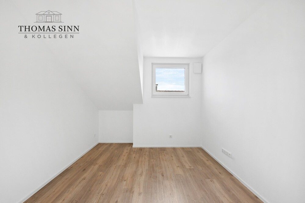 Immobilienangebot - Heilbronn - Alle - Hochwertige 4 Zimmer DG-Whg in vollständig saniertem Dreifamilienhaus mit bester Energieeffizienz A+