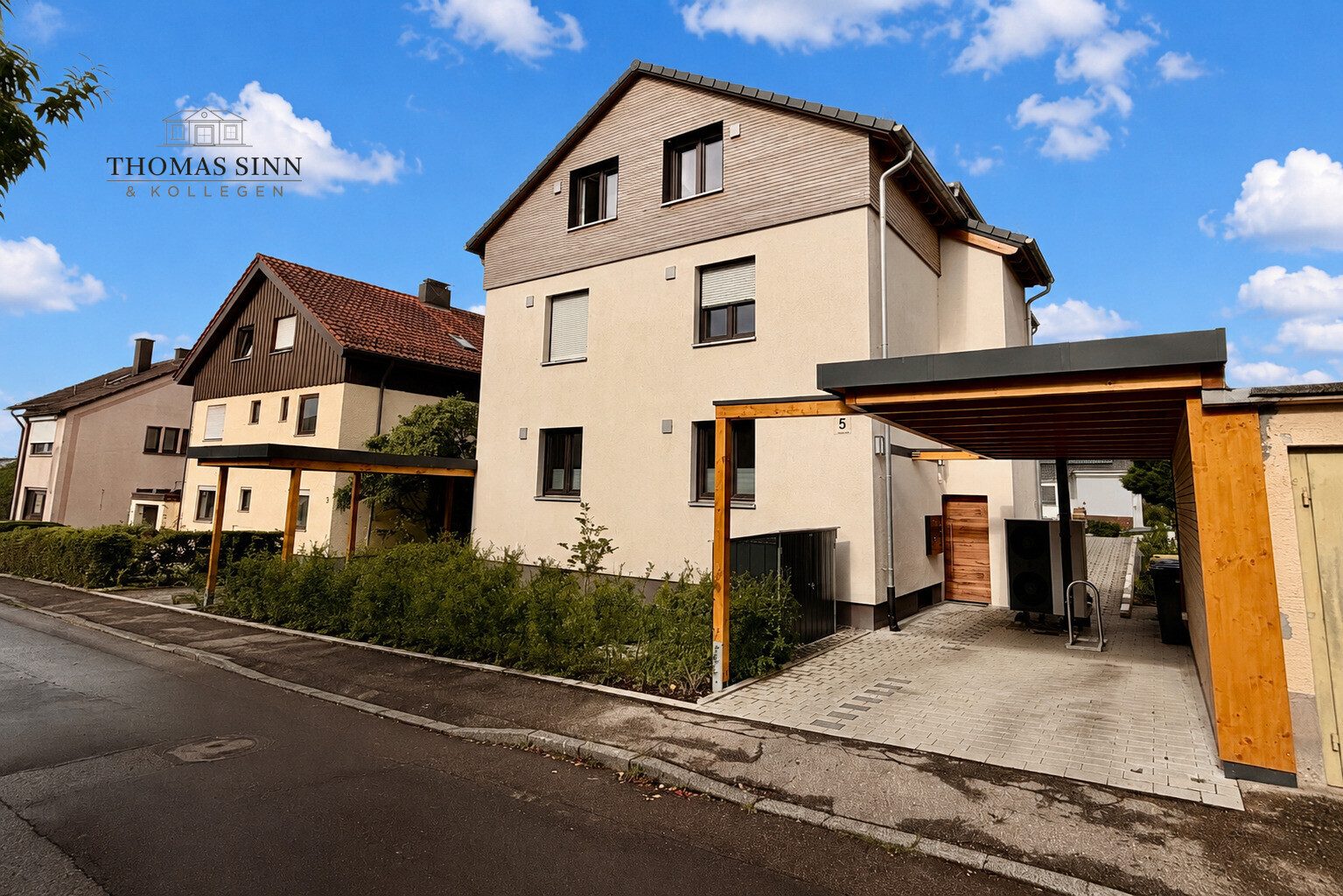 Immobilienangebot - Heilbronn - Alle - Hochwertige 4 Zimmer DG-Whg in vollständig saniertem Dreifamilienhaus mit bester Energieeffizienz A+