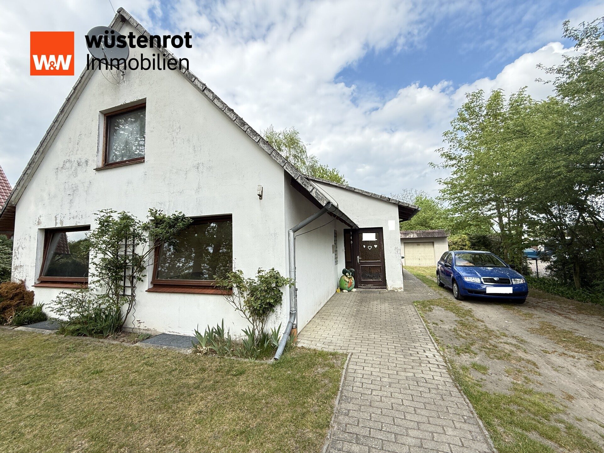 Immobilienangebot - Flettmar - Alle - Traumhaft schönes Grundstück mit sanierungsbedürftigem Einfamilienhaus, Garage und Nebengebäude