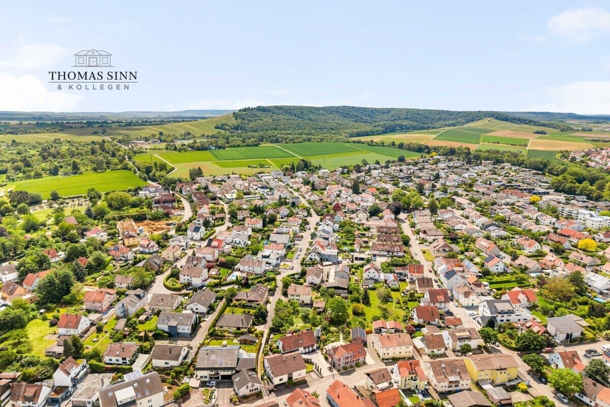 Immobilienangebot - Leingarten - Alle - Außergewöhnlich umgebautes Einfamilienhaus mit idyllischer Gartenoase in zweiter Reihe