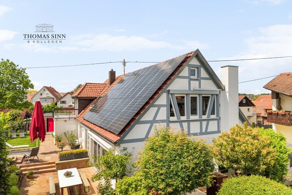 Immobilienangebot - Leingarten - Alle - Außergewöhnlich umgebautes Einfamilienhaus mit idyllischer Gartenoase in zweiter Reihe