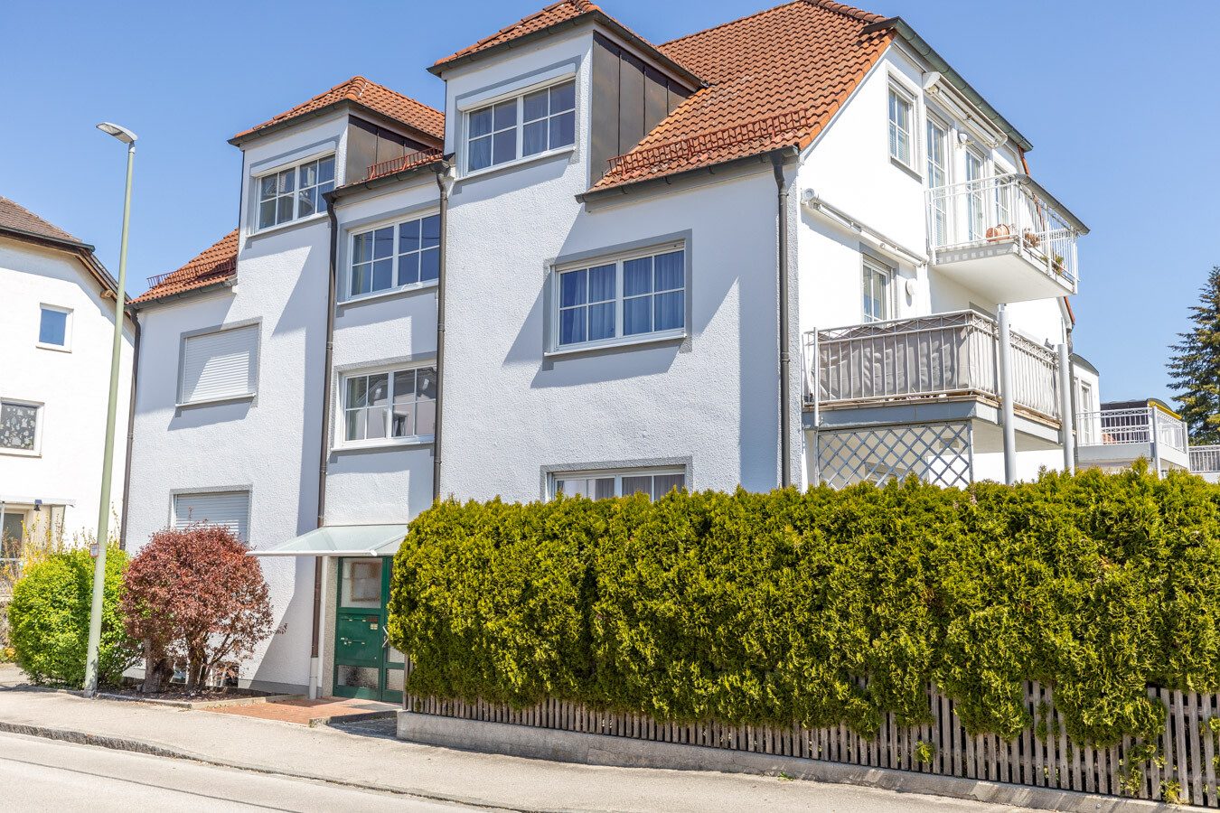 Immobilienangebot - Buchloe - Alle - Familienfreundliche Maisonette mit Südbalkon & ausgebautem Dachspitz – sofort bezugsfrei