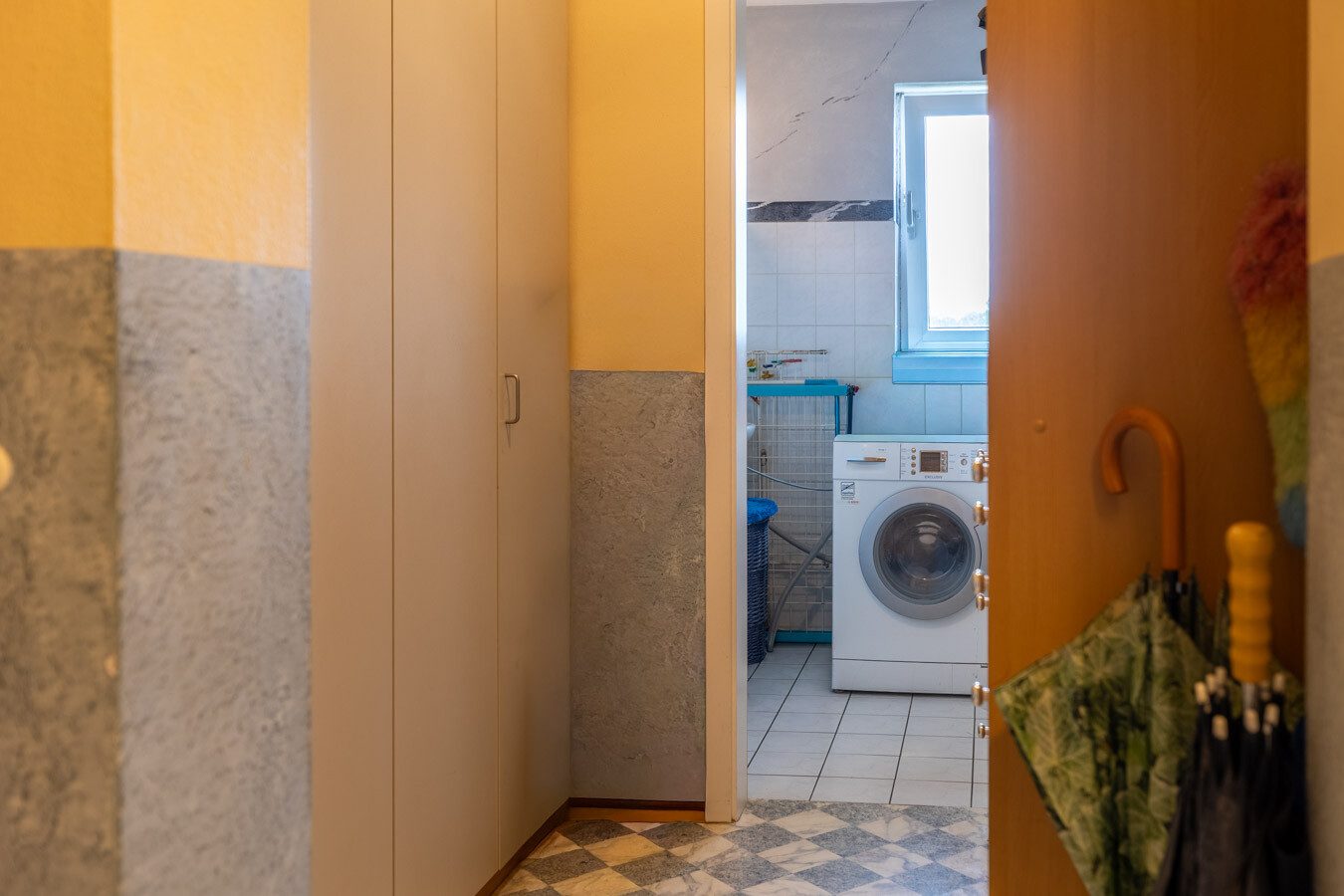 Immobilienangebot - Germering - Alle - Wohnen mit Komfort: 4 Zimmer, Balkon und optimale Infrastruktur