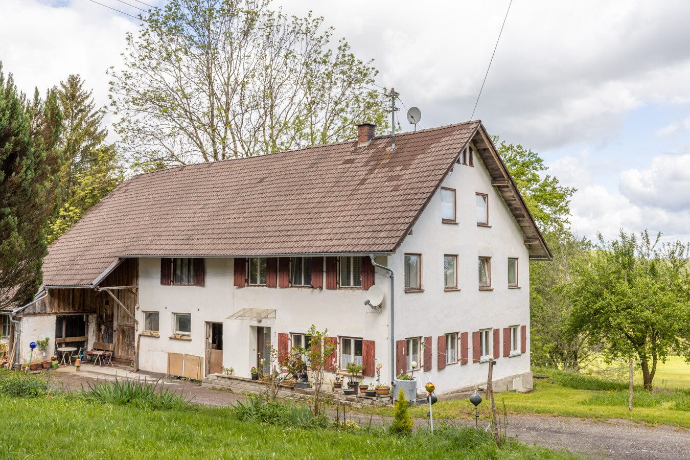 Immobilienangebot - Böhen - Alle - Ein Refugium für Individualisten - komplette Alleinlage - mit Feld, Wald & eigener Wasserquelle