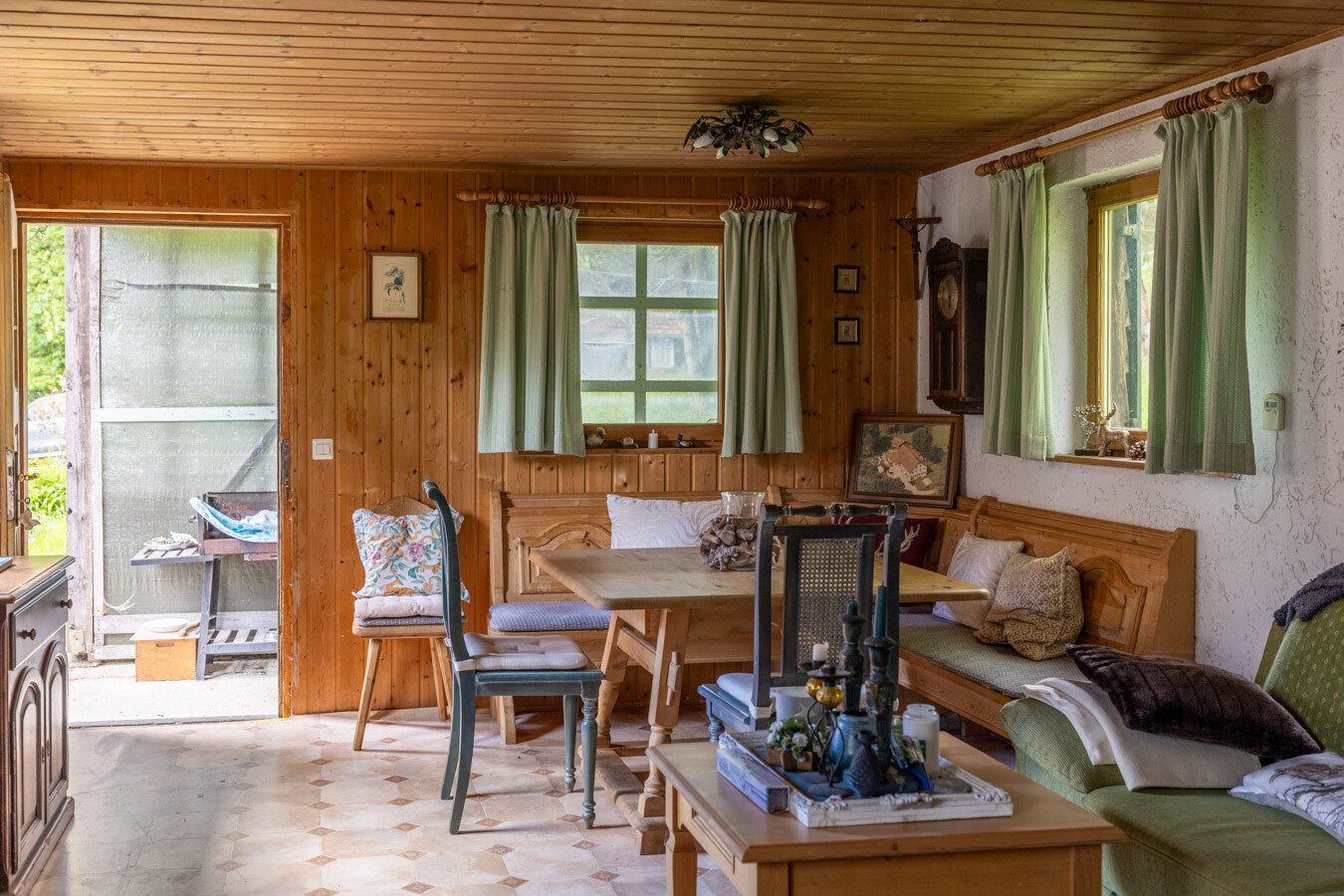 Immobilienangebot - Böhen - Alle - Ein Refugium für Individualisten - komplette Alleinlage - mit Feld, Wald & eigener Wasserquelle
