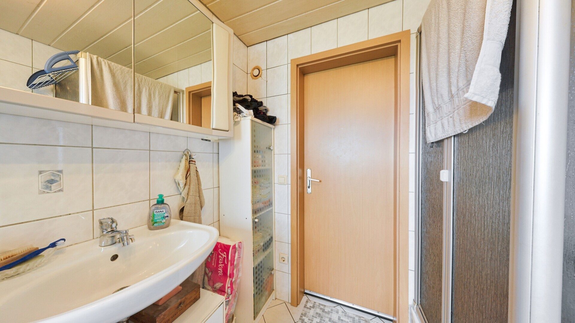Immobilienangebot - Böhen - Alle - Ein Refugium für Individualisten - komplette Alleinlage - mit Feld, Wald & eigener Wasserquelle