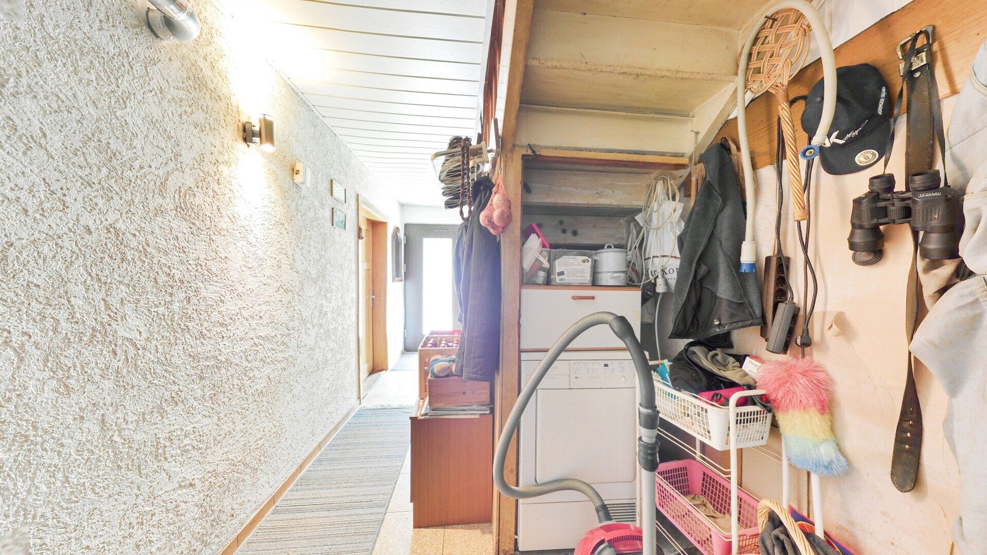 Immobilienangebot - Böhen - Alle - Ein Refugium für Individualisten - komplette Alleinlage - mit Feld, Wald & eigener Wasserquelle