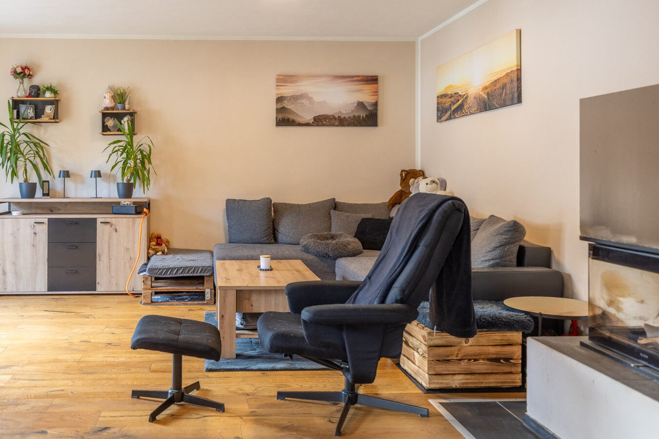 Immobilienangebot - Penzing - Alle - Ansprechende 4 ZKB im 3-FH mit sonnigem Südbalkon und eigenem Gartenanteil