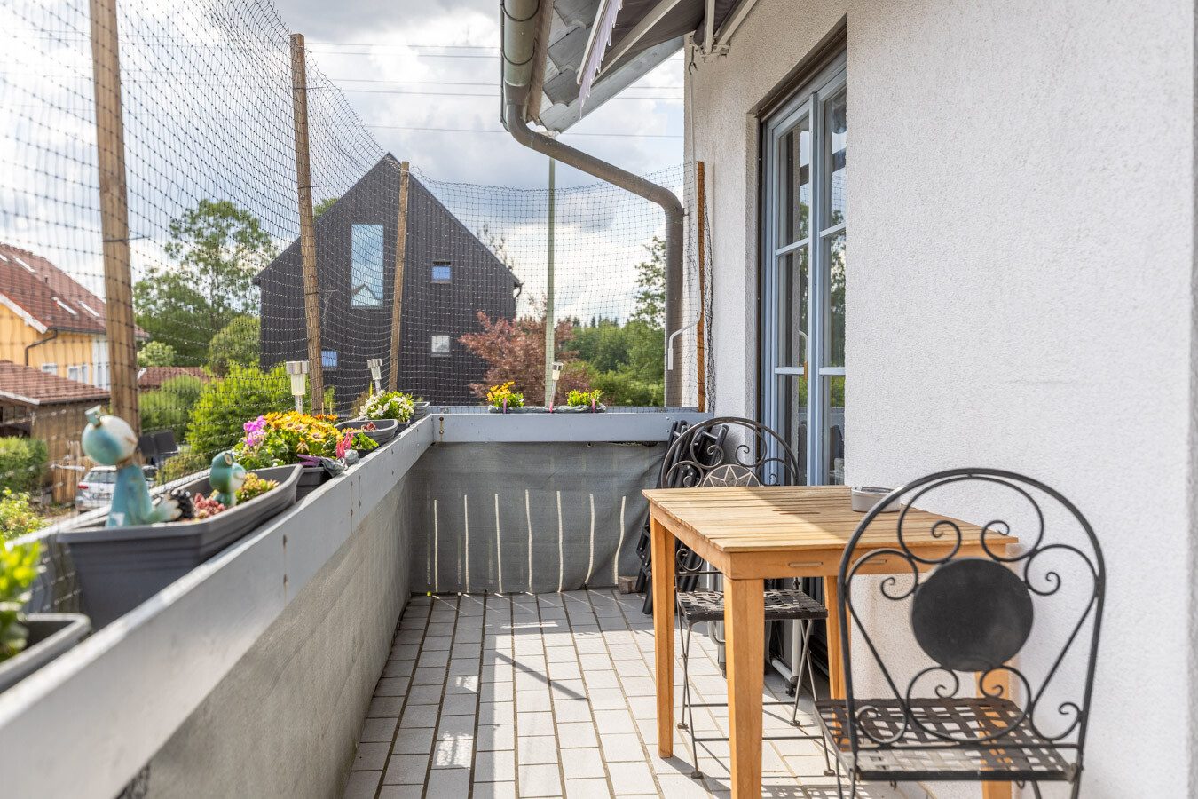 Immobilienangebot - Penzing - Alle - Ansprechende 4 ZKB im 3-FH mit sonnigem Südbalkon und eigenem Gartenanteil