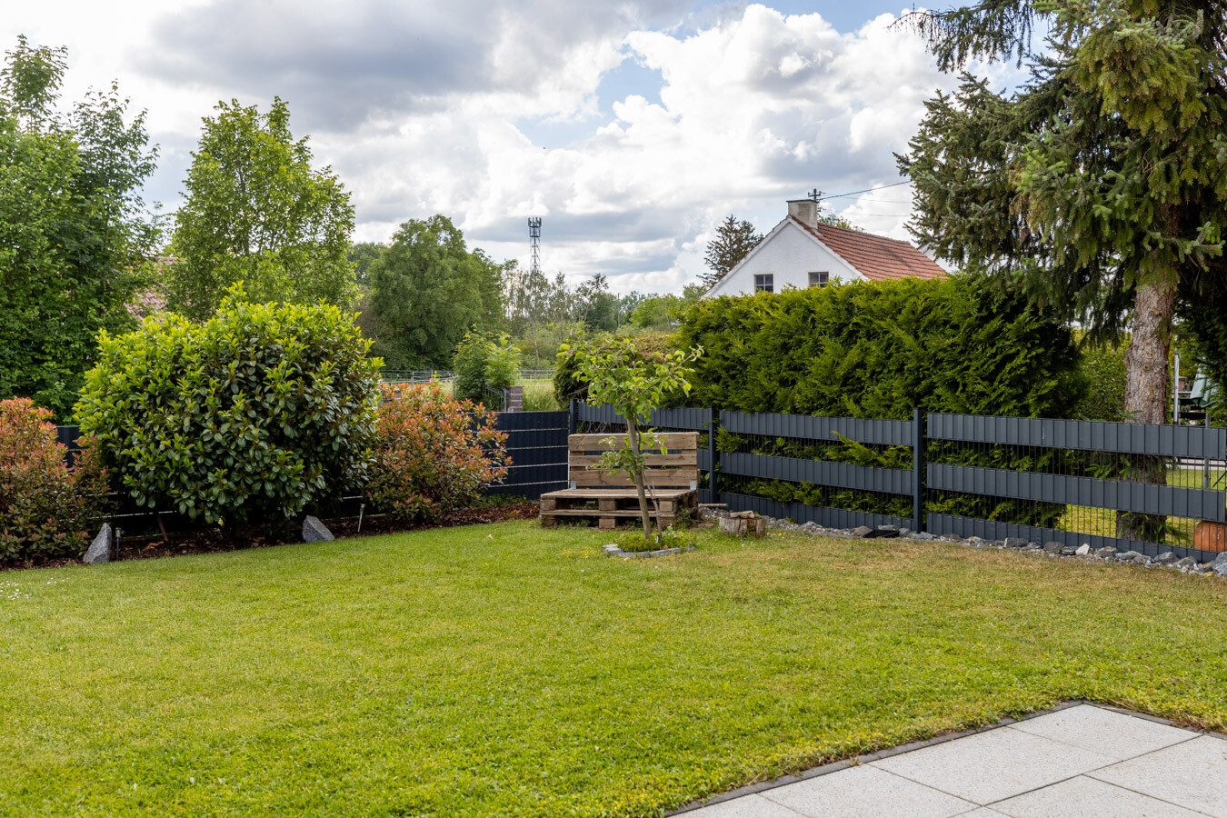 Immobilienangebot - Penzing - Alle - Ansprechende 4 ZKB im 3-FH mit sonnigem Südbalkon und eigenem Gartenanteil
