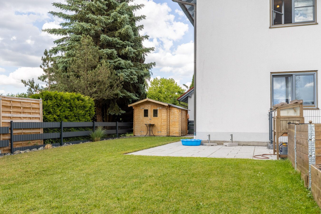 Immobilienangebot - Penzing - Alle - Ansprechende 4 ZKB im 3-FH mit sonnigem Südbalkon und eigenem Gartenanteil