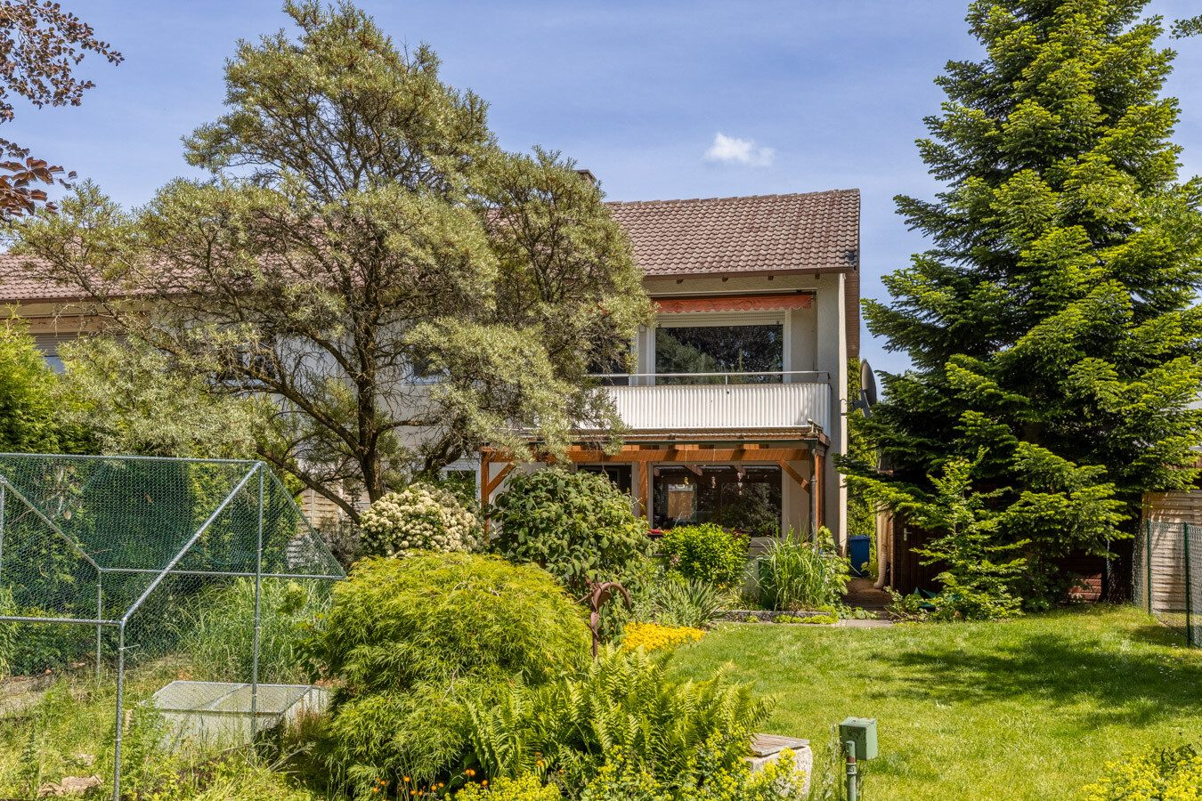 Immobilienangebot - Kaufbeuren - Alle - Viel Platz drinnen und draußen – gepflegte Doppelhaushälfte für Familien