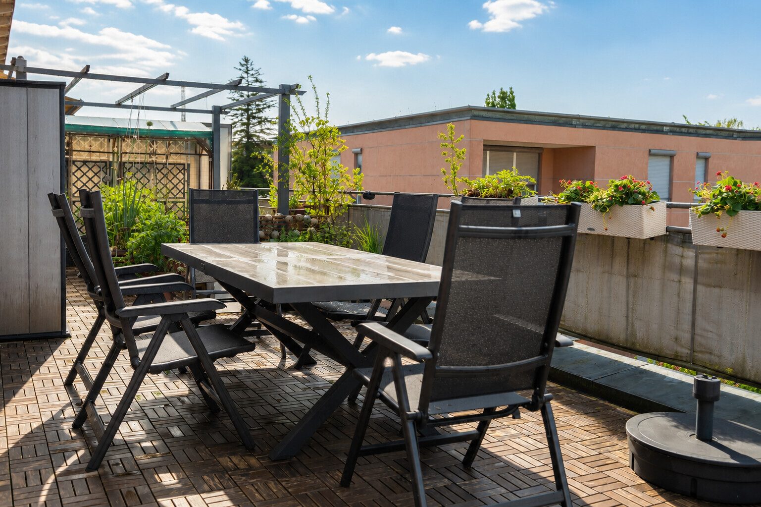 Immobilienangebot - Fürstenfeldbruck - Alle - Sonne, Ruhe, Zuhause - Eine stilvolle Penthaus-Wohnung mit extragroßer Süd-Dachterrasse