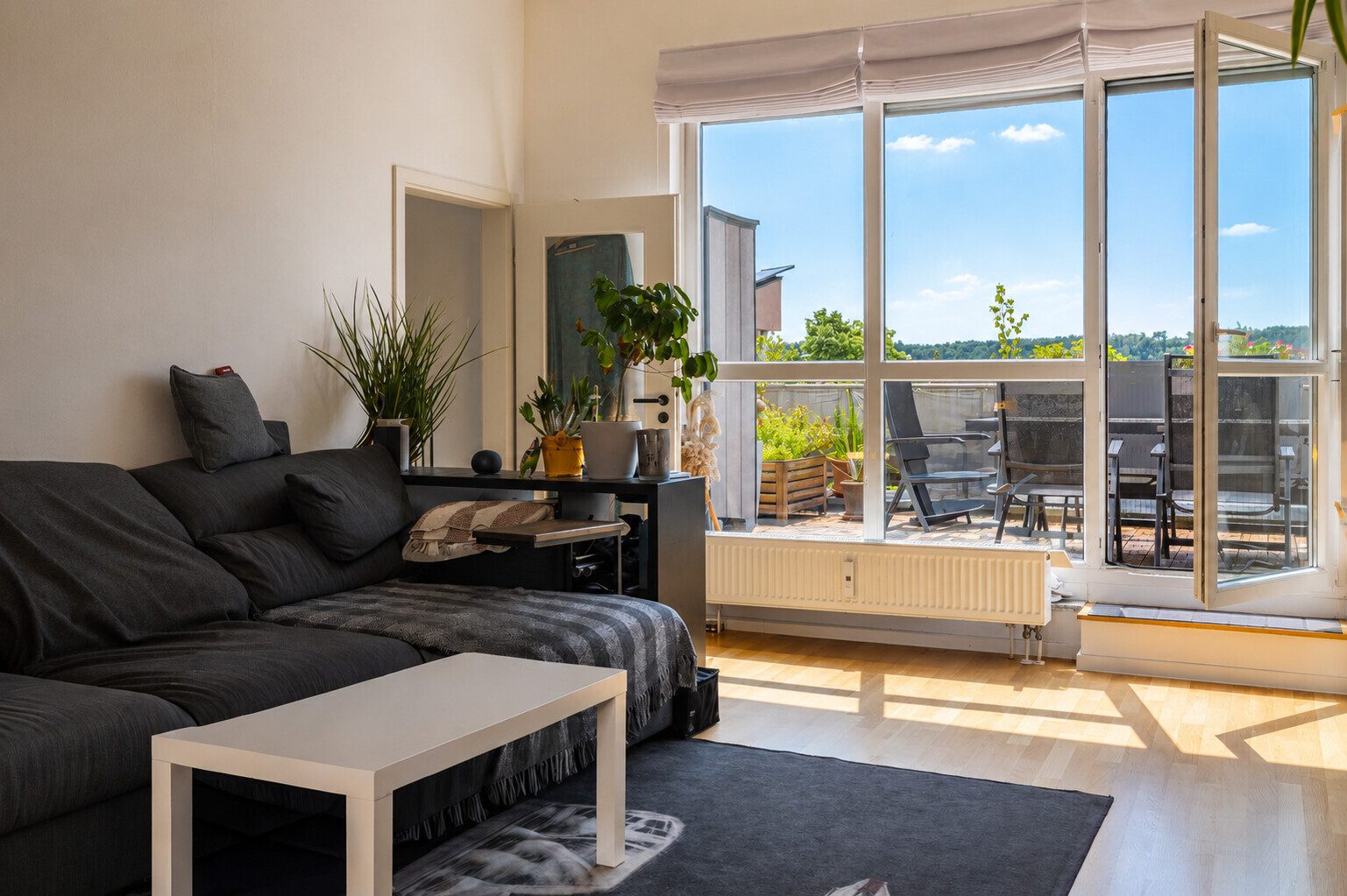 Immobilienangebot - Fürstenfeldbruck - Alle - Sonne, Ruhe, Zuhause - Eine stilvolle Penthaus-Wohnung mit extragroßer Süd-Dachterrasse