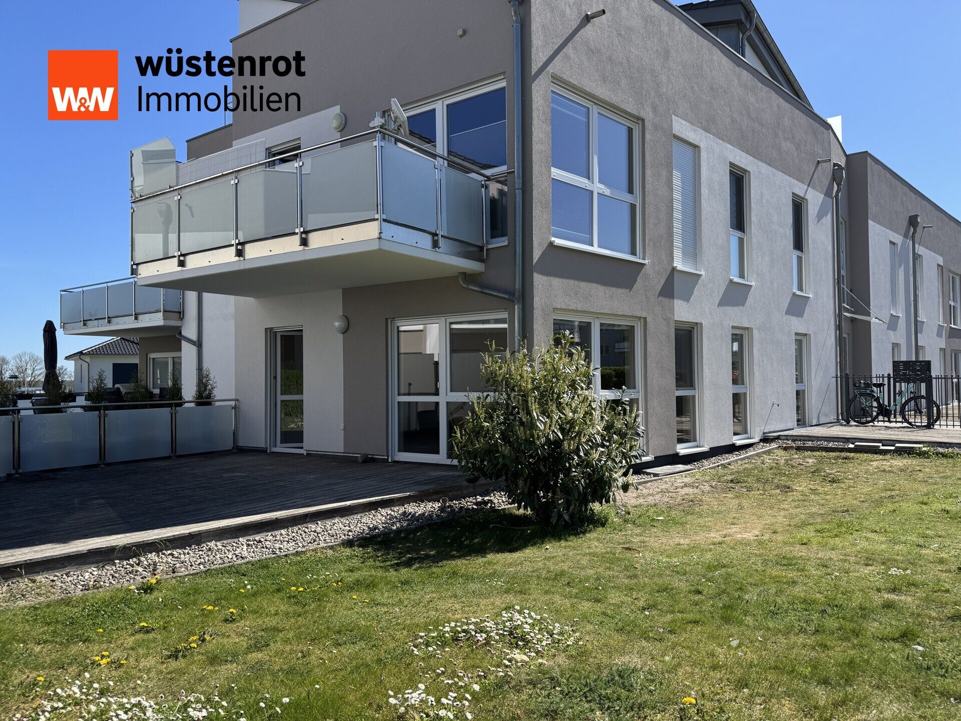 Immobilienangebot - Stralsund / Andershof - Alle - Altersgerechter Wohnkomfort mit zwei Terrassen und eigenem Garten in Andershof