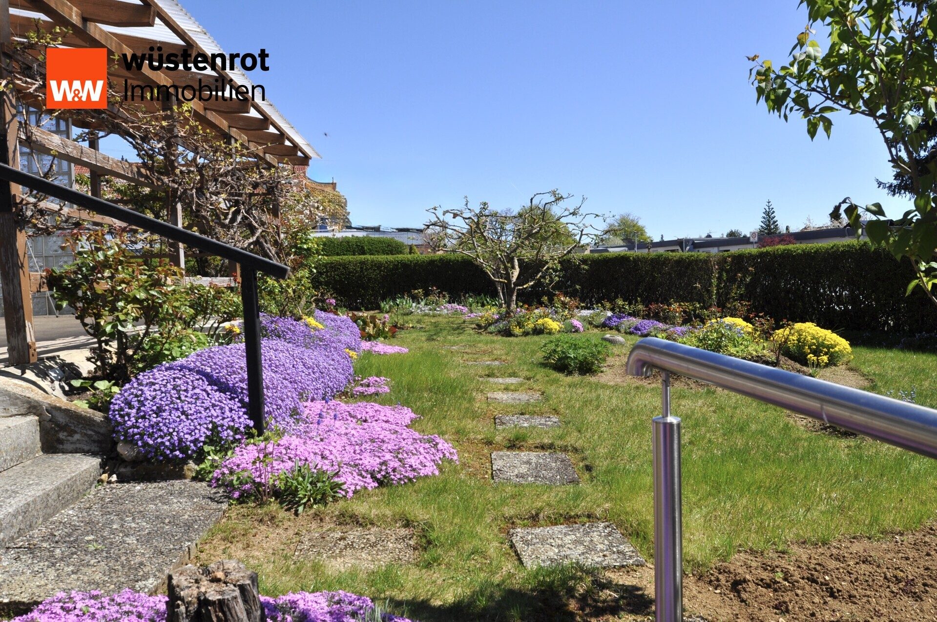 Immobilienangebot - Giengen an der Brenz - Alle - * Familienfreundliches 1-Familienhaus mit Einliegerwohnung  *