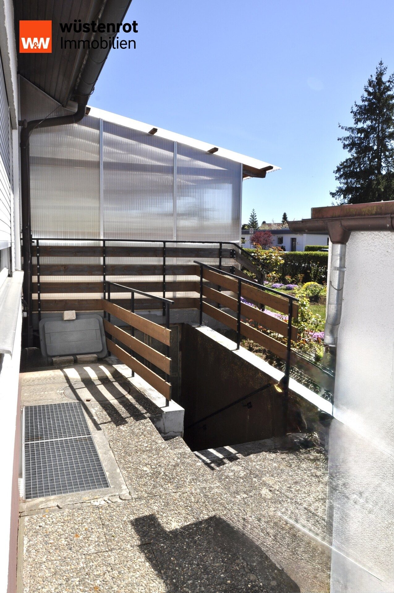 Immobilienangebot - Giengen an der Brenz - Alle - * Familienfreundliches 1-Familienhaus mit Einliegerwohnung  *