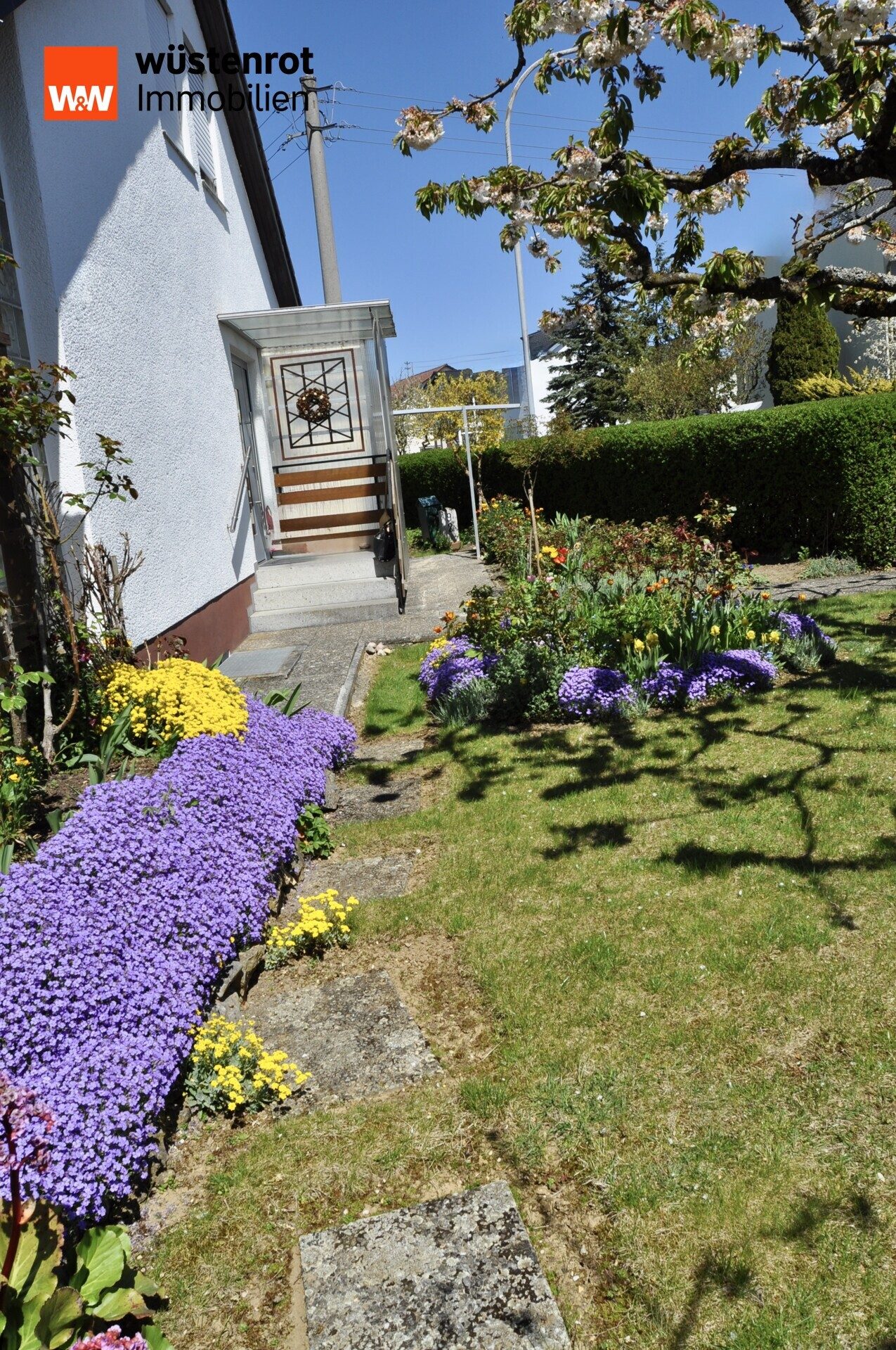 Immobilienangebot - Giengen an der Brenz - Alle - * Familienfreundliches 1-Familienhaus mit Einliegerwohnung  *