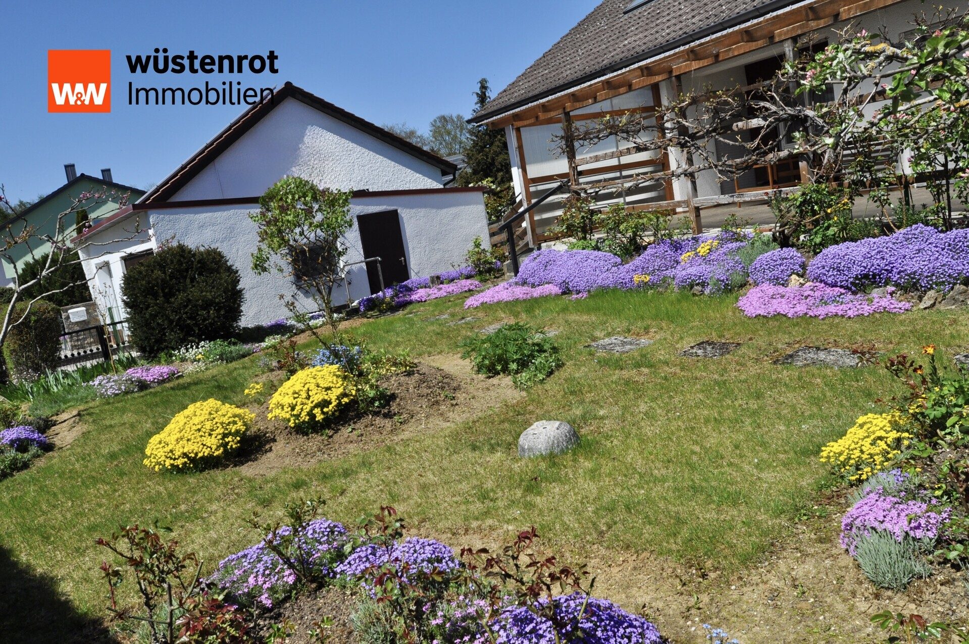 Immobilienangebot - Giengen an der Brenz - Alle - * Familienfreundliches 1-Familienhaus mit Einliegerwohnung  *