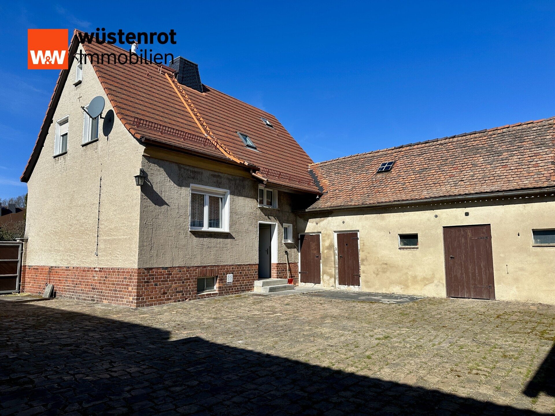 Immobilienangebot - Hoyerswerda / Bröthen - Alle - Einfamilienhaus mit großem Grundstück und zusätzlichem Baulandpotenzial