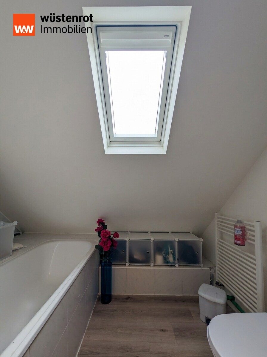 Immobilienangebot - Kindsbach - Alle - Großzügiges Zweifamilienhaus mit weitläufigem Grundstück - vielseitig nutzbar