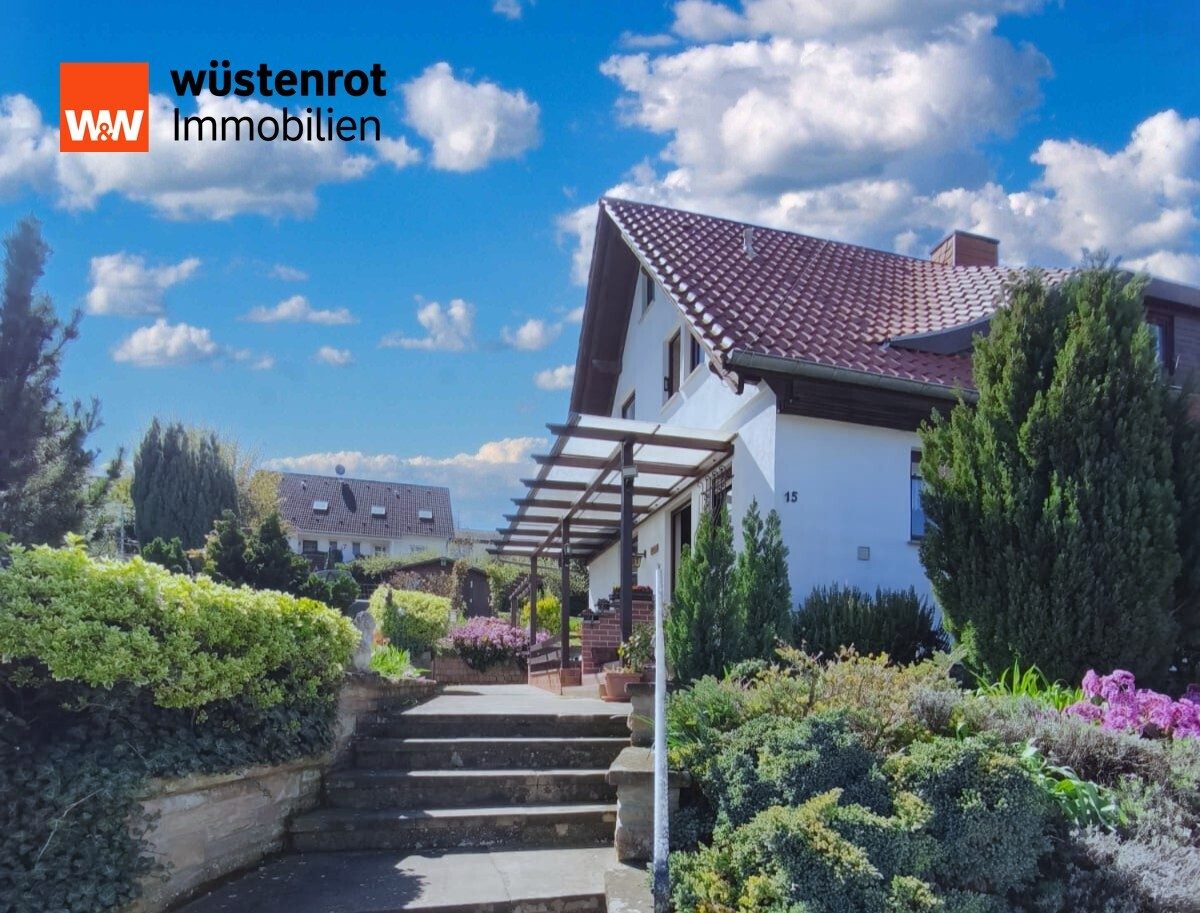 Immobilienangebot - Dorsheim - Alle - #Wunderschönes Zweifamilienhaus mit grosser überdachter Terrasse, grossem Keller und fein angelegtem Garten