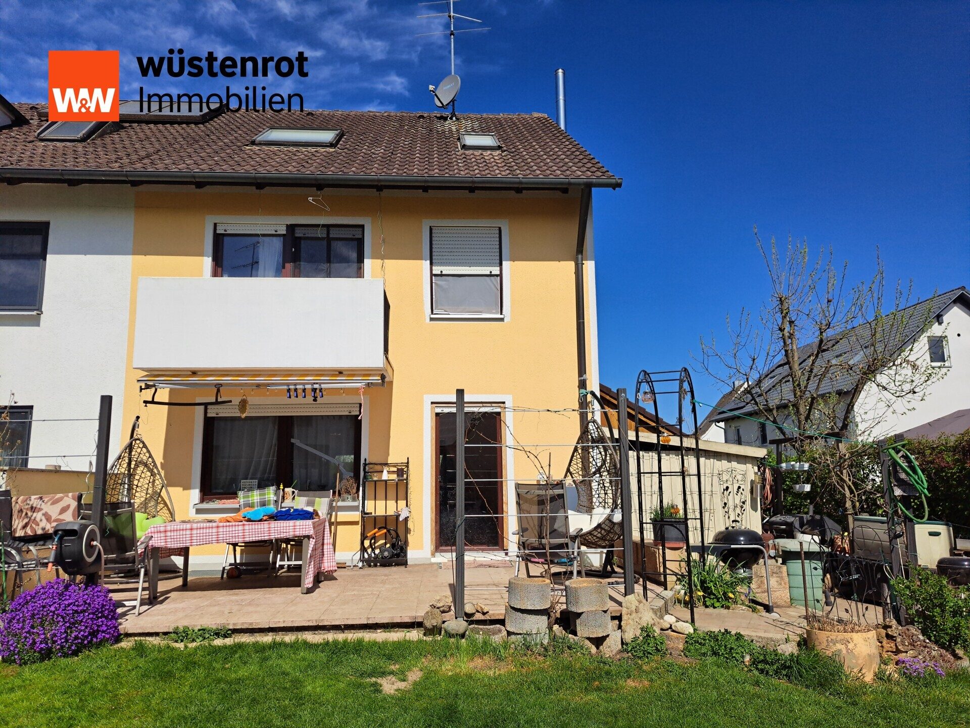 Außenansicht Immobilienangebot - Altomünster - Alle - Reiheneckhaus in ruhiger Lage mit Garage