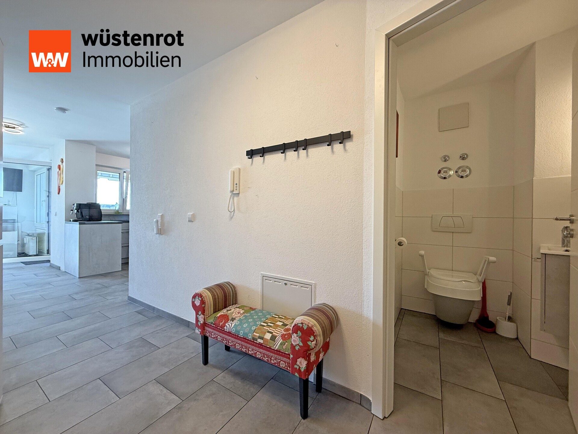 Immobilienangebot - Hemmingen - Alle - Modernisierte 2-Zi.-Whg. mit Südbalkon, Aufzug & TG-Box – ideal für Eigennutzer und Kapitalanleger!