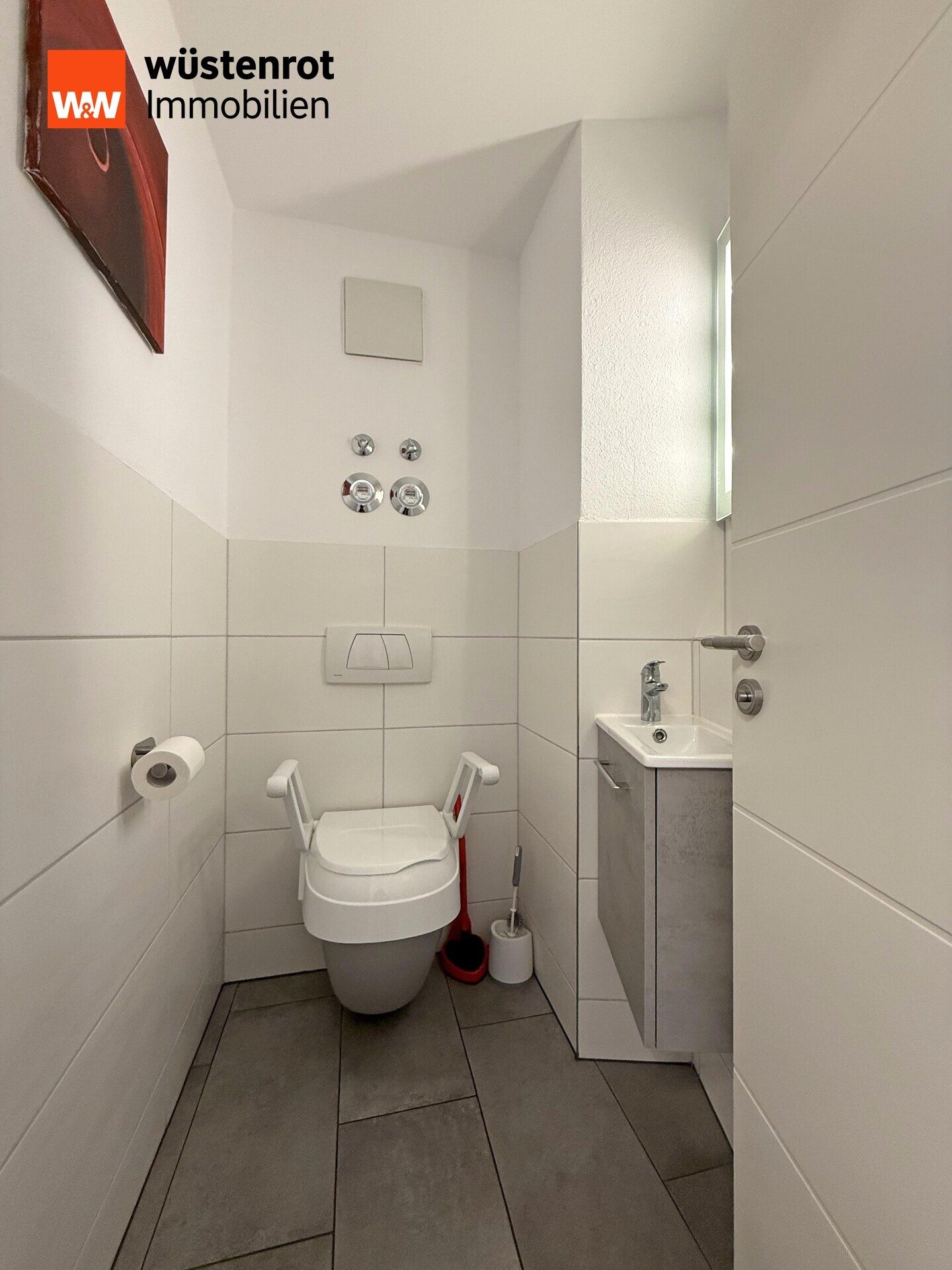 Immobilienangebot - Hemmingen - Alle - Modernisierte 2-Zi.-Whg. mit Südbalkon, Aufzug & TG-Box – ideal für Eigennutzer und Kapitalanleger!