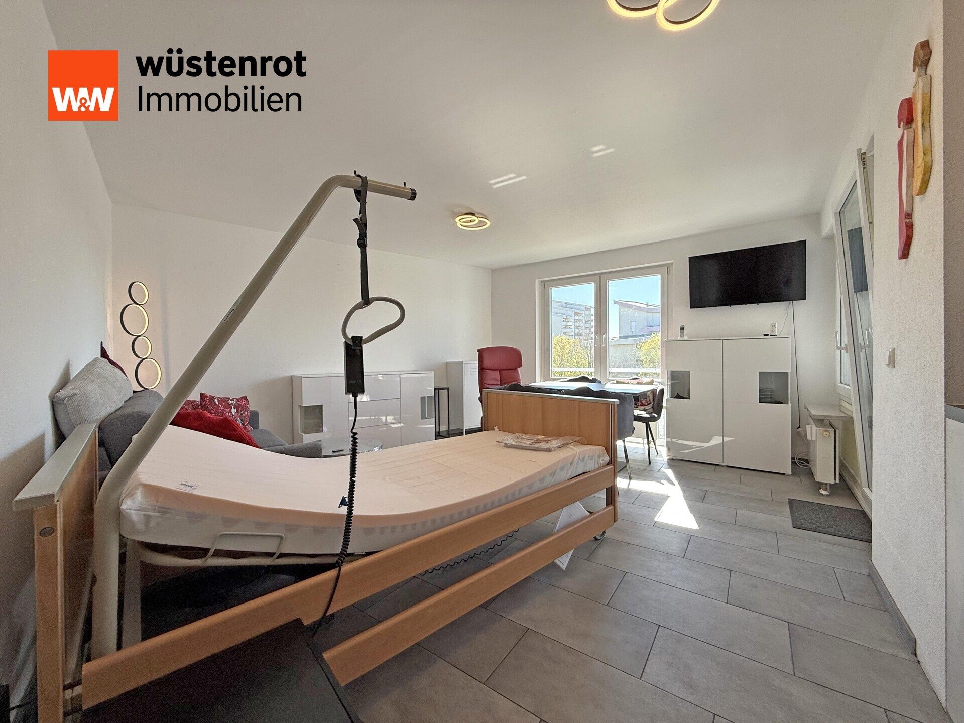 Immobilienangebot - Hemmingen - Alle - Modernisierte 2-Zi.-Whg. mit Südbalkon, Aufzug & TG-Box – ideal für Eigennutzer und Kapitalanleger!