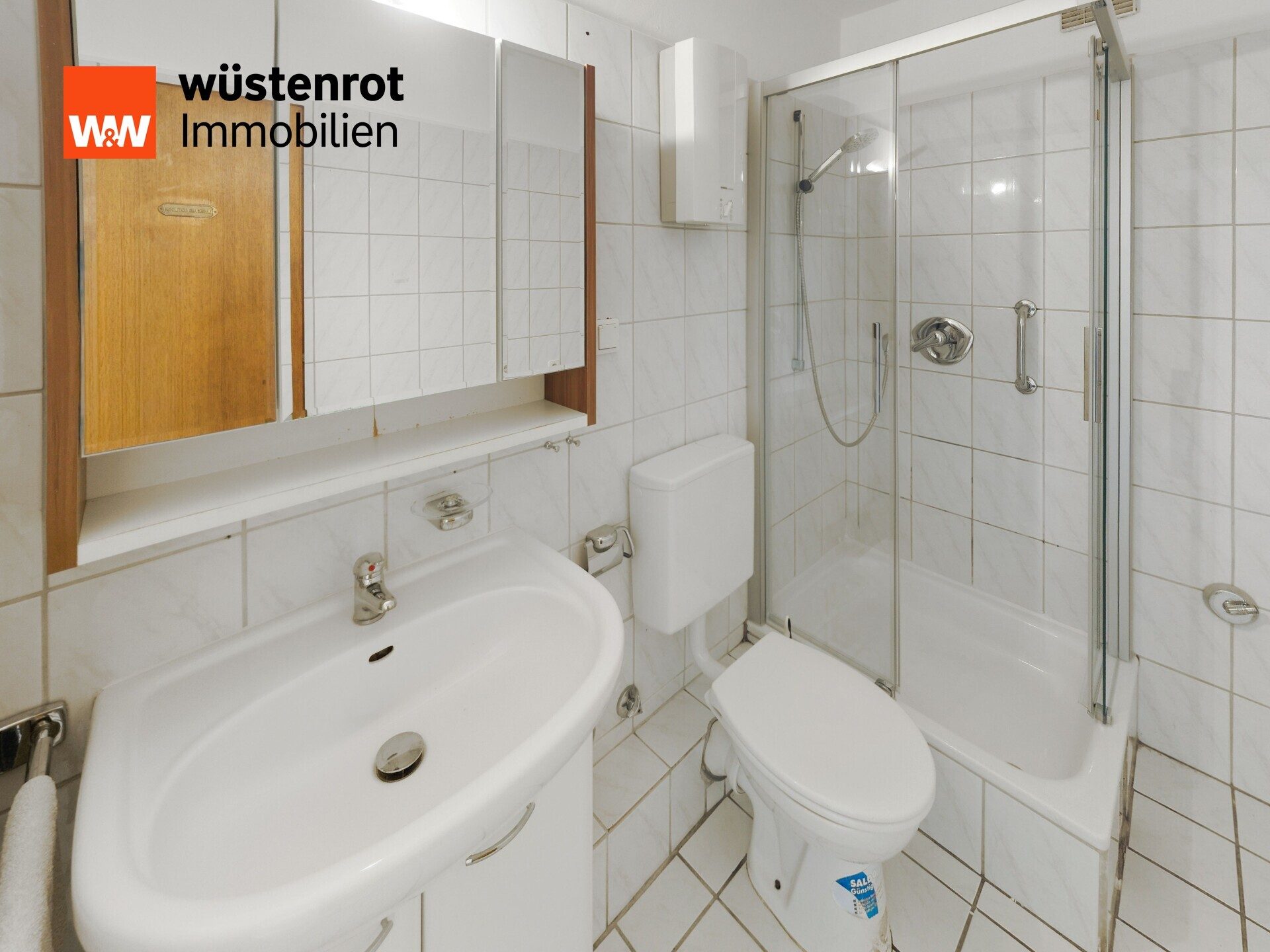 Immobilienangebot - Springe - Alle - 2-Zimmer-Wohnung mit Aufzug – modernisiert, sofort bezugsfähig & ausbaufähig