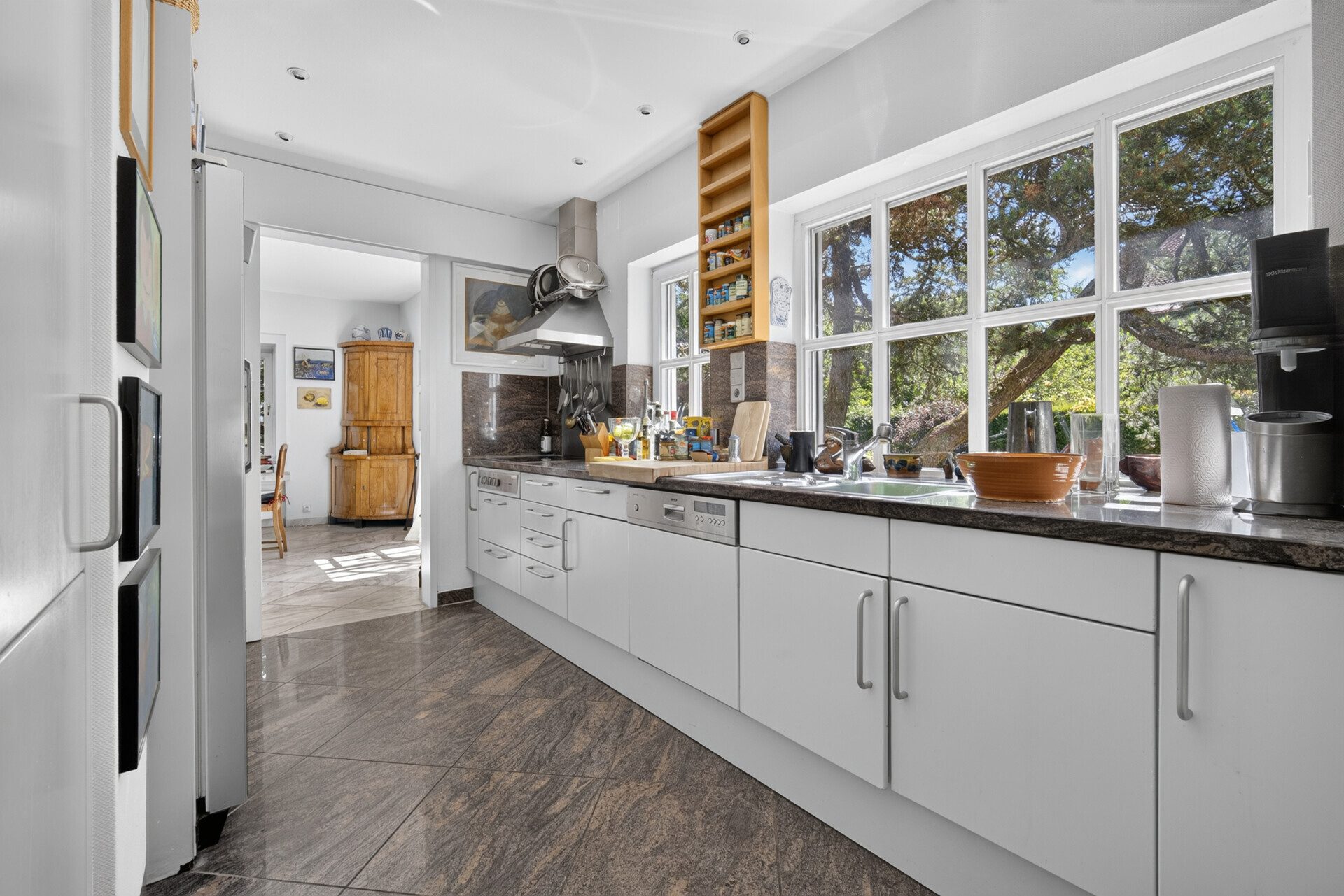 Immobilienangebot - Stuttgart / Rohr - Alle - Repräsentative Villa mit Einliegerwohnung - 247m² Wohnfläche auf 952m² Privatgrund