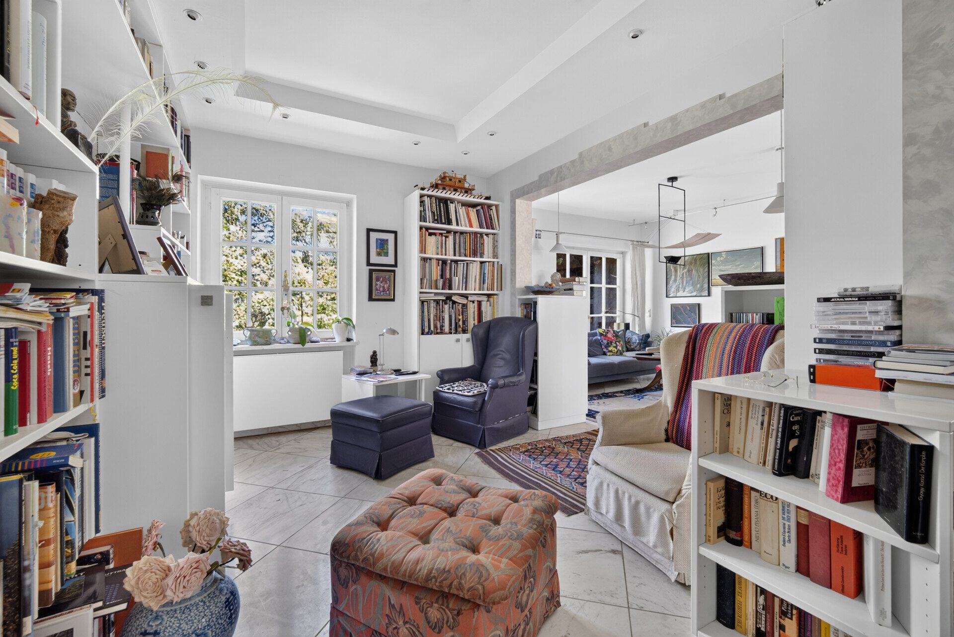 Immobilienangebot - Stuttgart / Rohr - Alle - Repräsentative Villa mit Einliegerwohnung - 247m² Wohnfläche auf 952m² Privatgrund