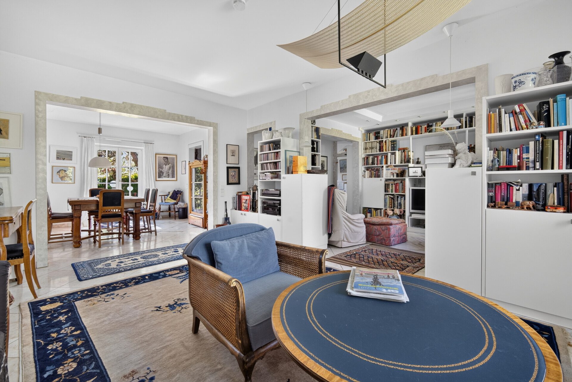 Immobilienangebot - Stuttgart / Rohr - Alle - Repräsentative Villa mit Einliegerwohnung - 247m² Wohnfläche auf 952m² Privatgrund