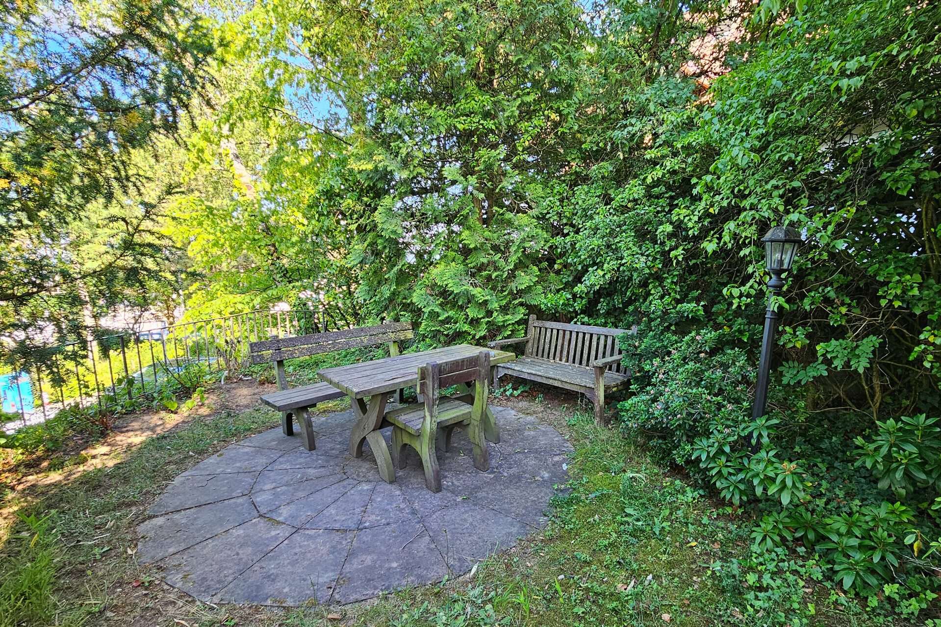 Immobilienangebot - Stuttgart / Rohr - Alle - Repräsentative Villa mit Einliegerwohnung - 247m² Wohnfläche auf 952m² Privatgrund
