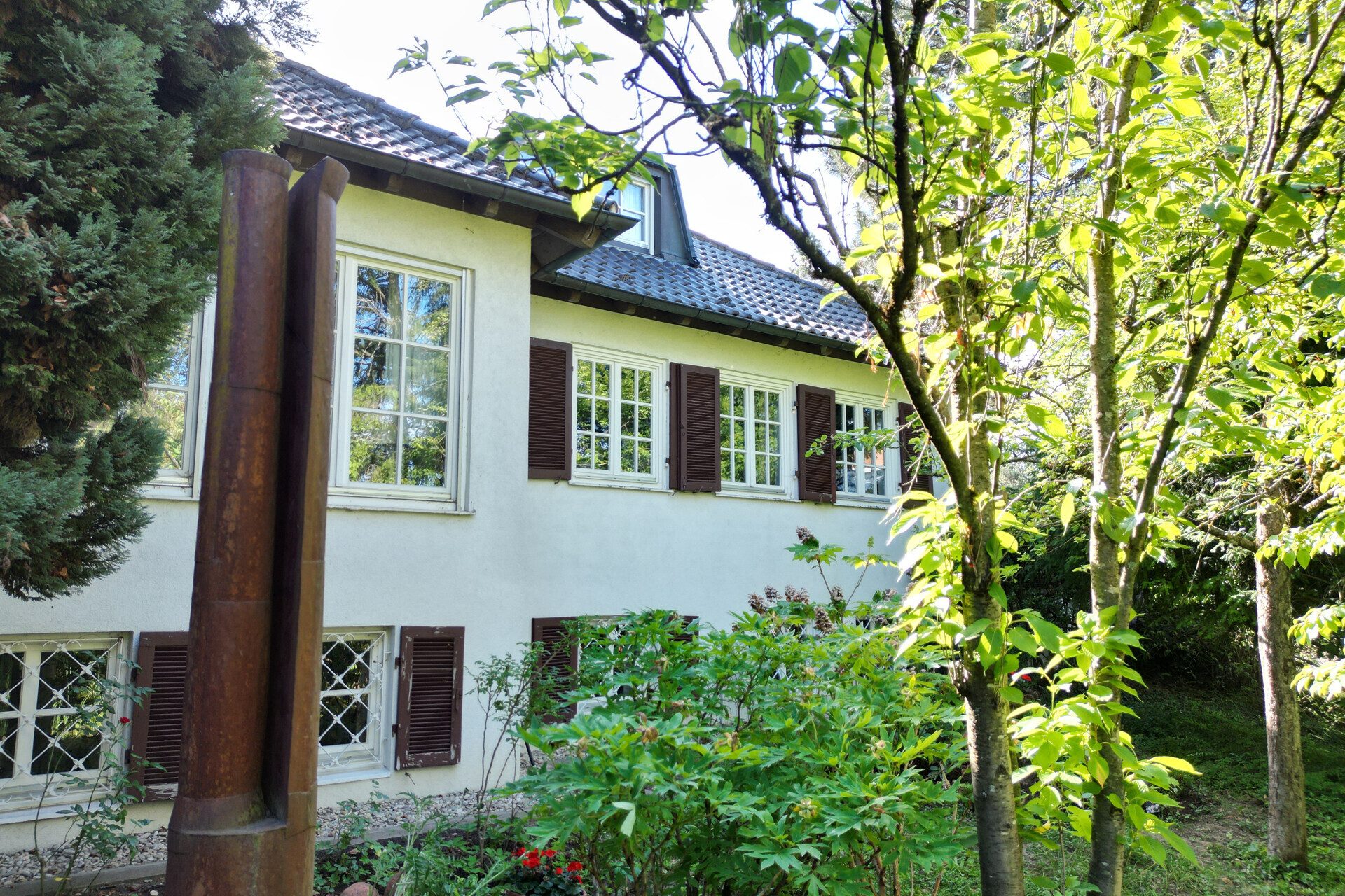 Immobilienangebot - Stuttgart / Rohr - Alle - Repräsentative Villa mit Einliegerwohnung - 247m² Wohnfläche auf 952m² Privatgrund