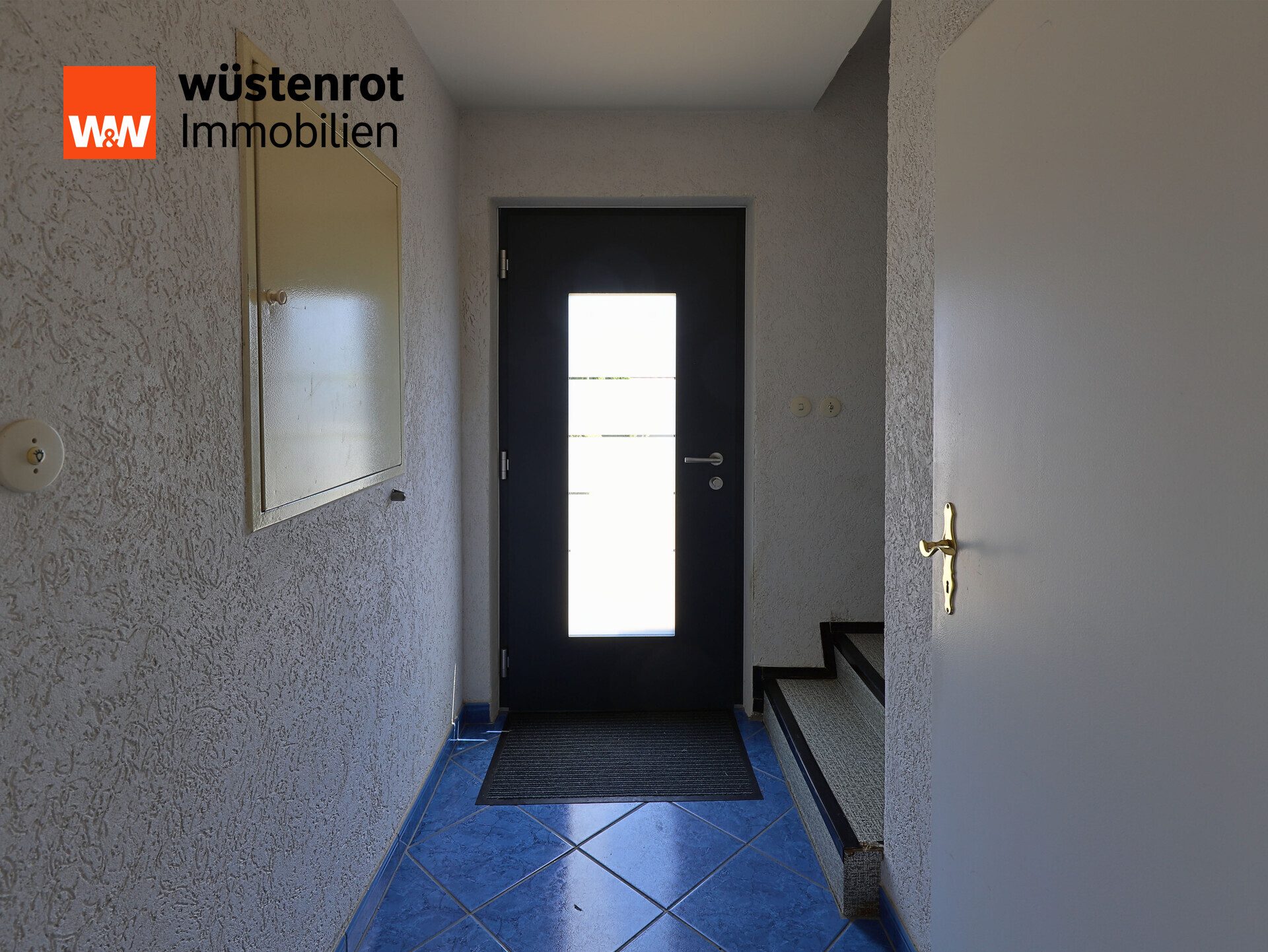 Immobilienangebot - Windischeschenbach - Alle - Gepflegtes Zweifamilienhaus plus Einliegerwohnung mit großem Garten in ruhiger Lage wartet auf Sie